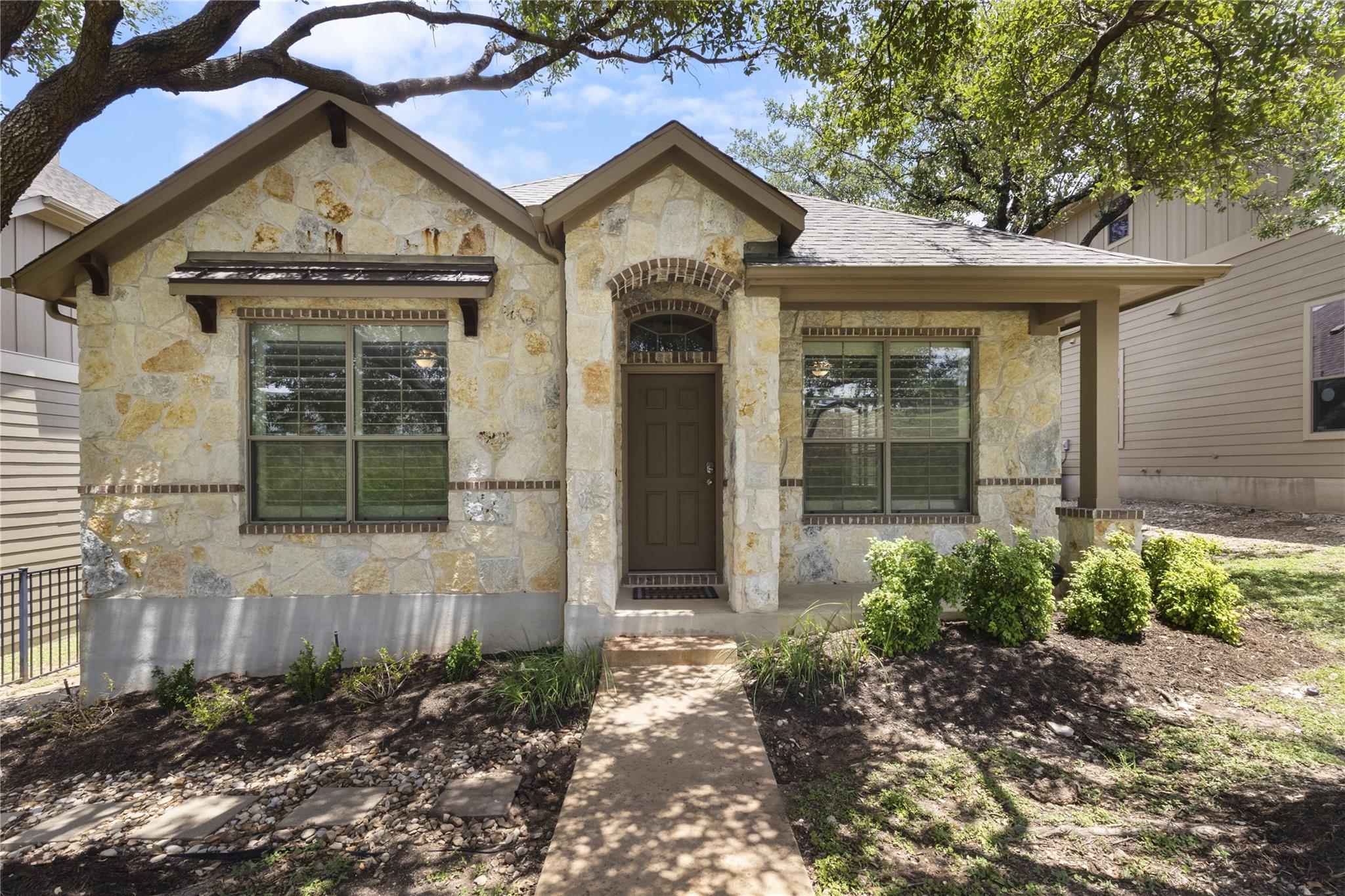 11400 W PARMER Ln # 4, Cedar Park, TX 78613