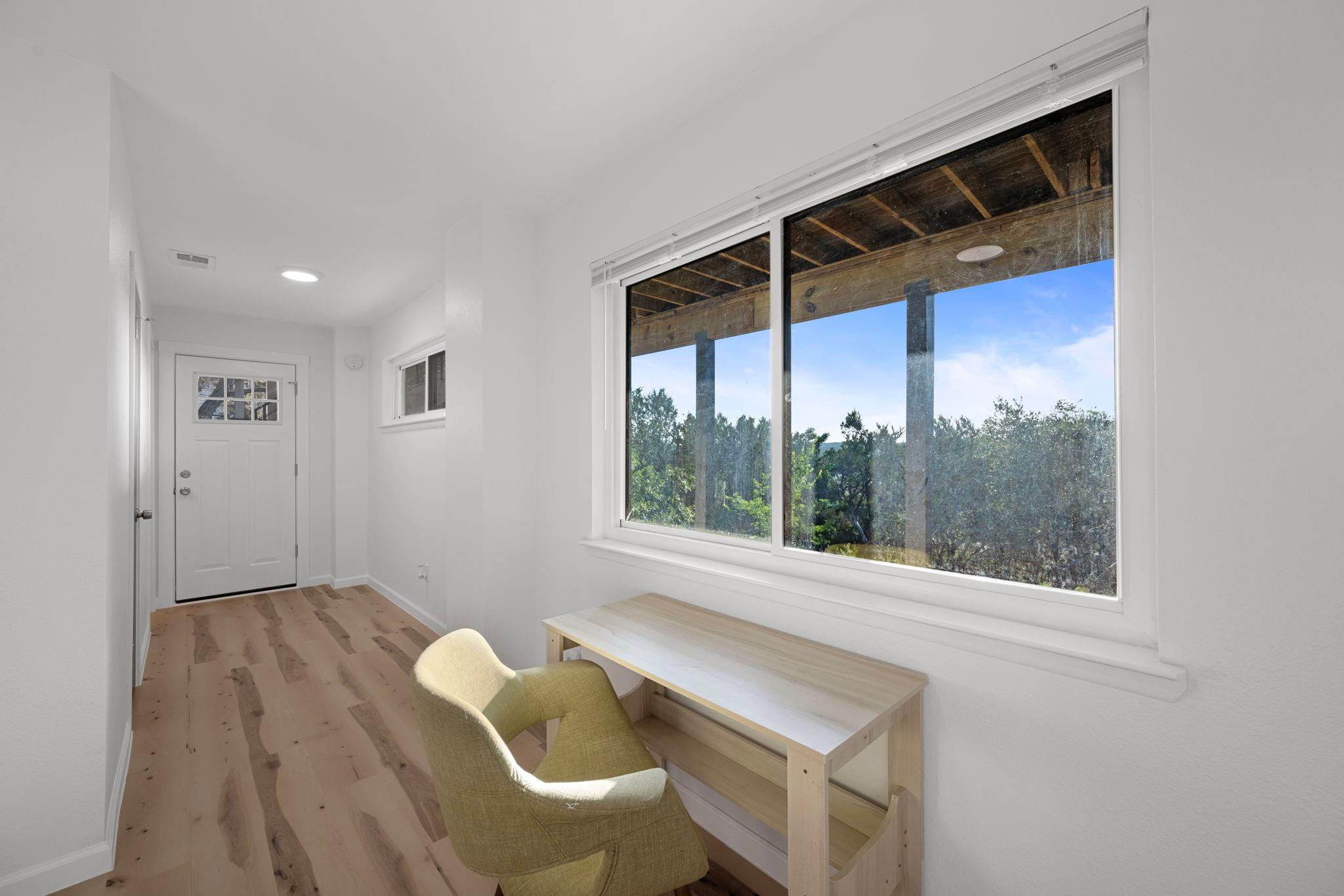 6300 Lakeshore Dr, Lago Vista, TX 78645