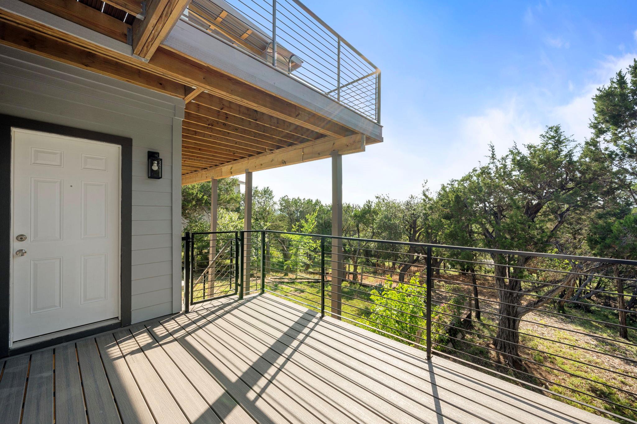 6300 Lakeshore Dr, Lago Vista, TX 78645