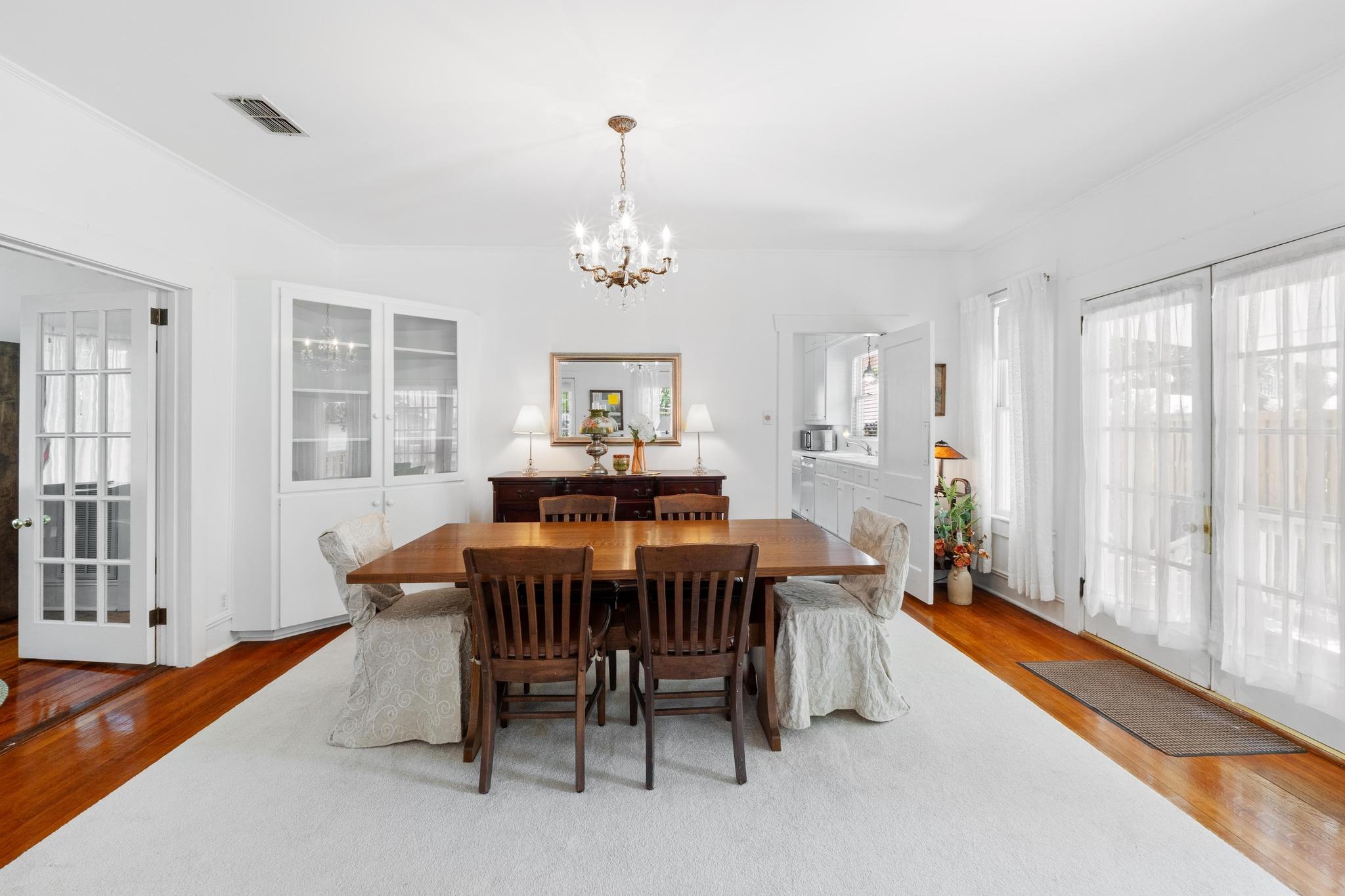 810 E University Ave, Georgetown, TX 78626