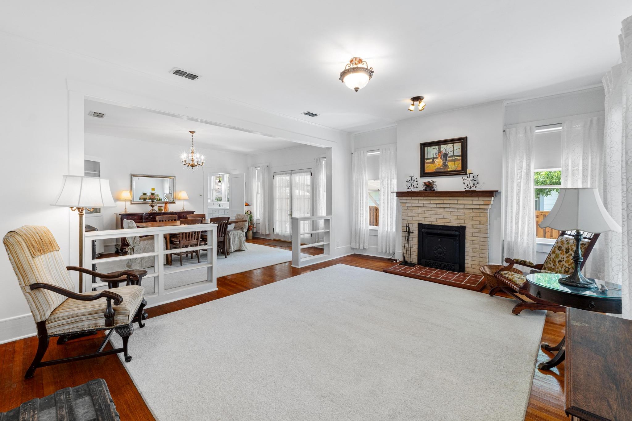 810 E University Ave, Georgetown, TX 78626