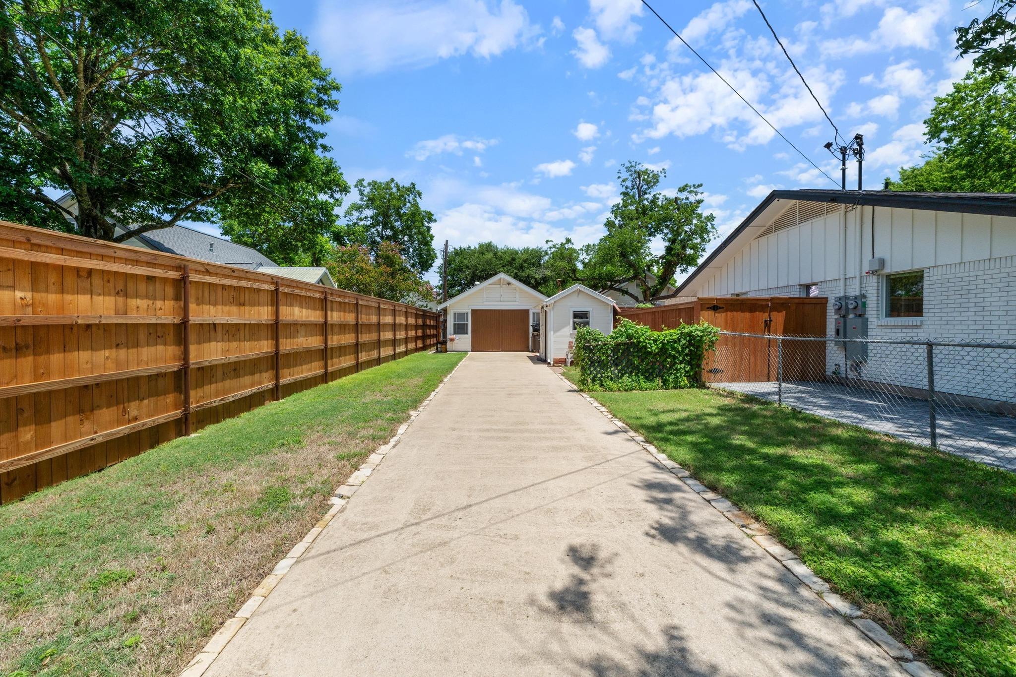 810 E University Ave, Georgetown, TX 78626