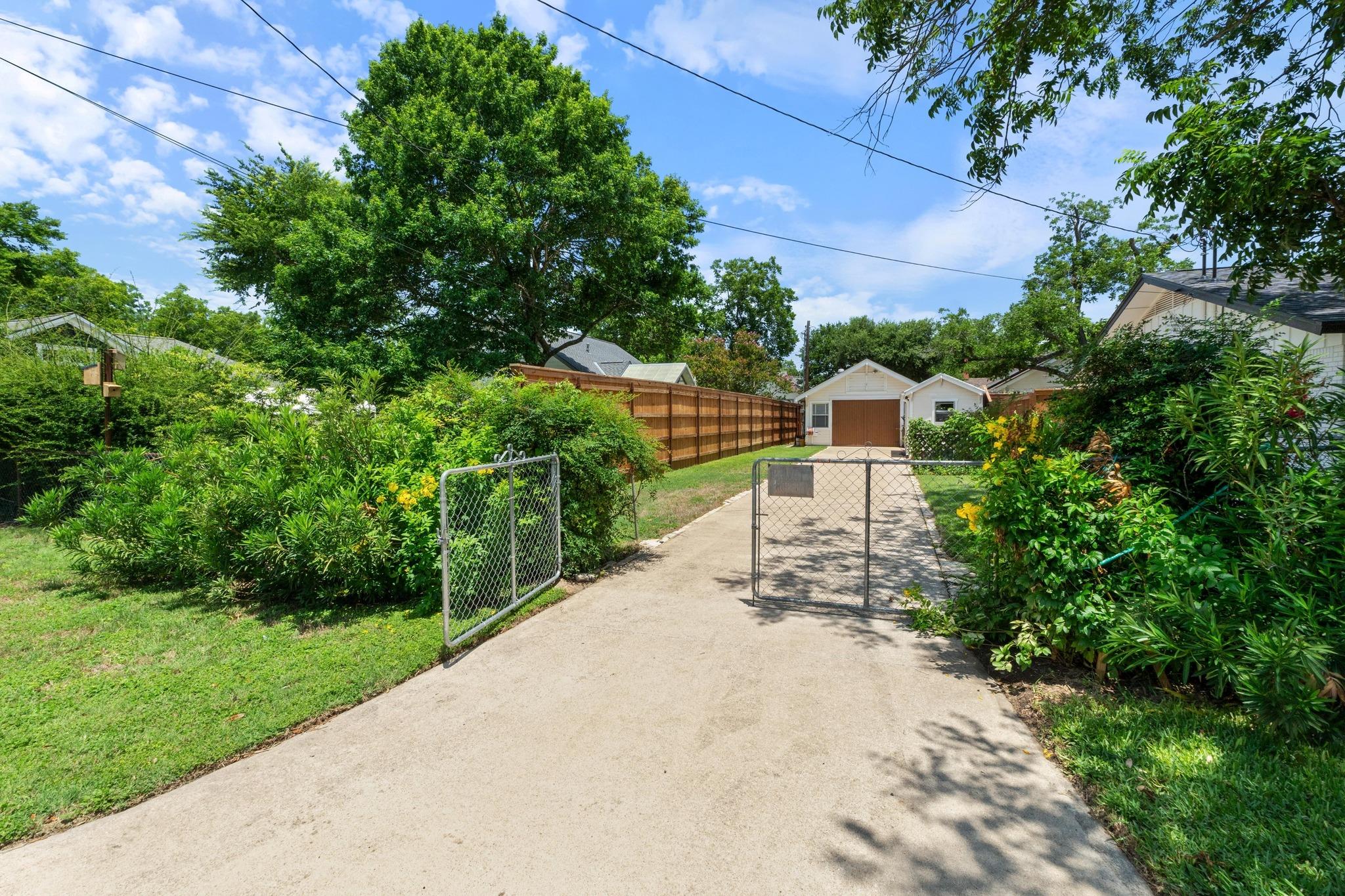 810 E University Ave, Georgetown, TX 78626