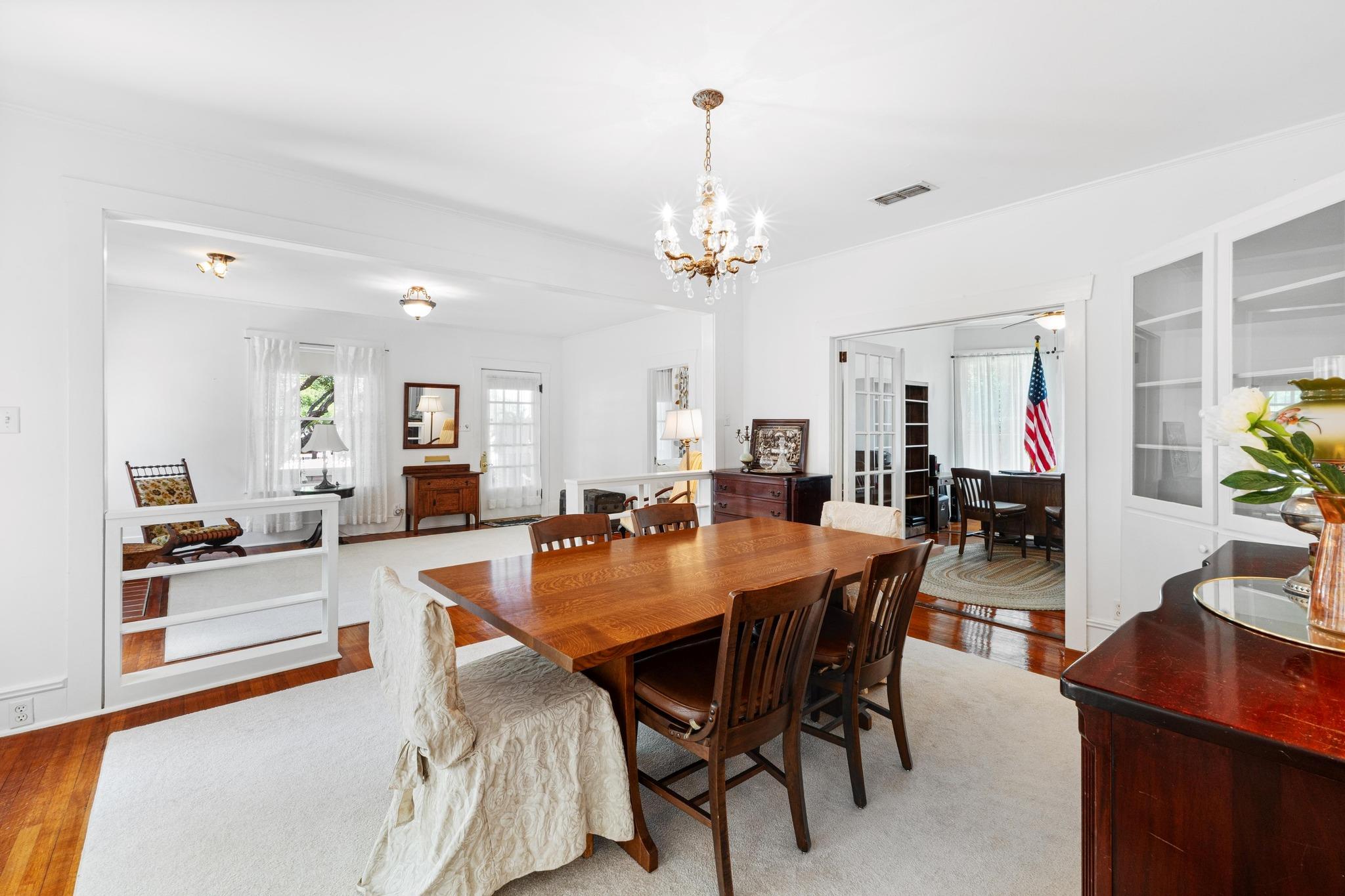 810 E University Ave, Georgetown, TX 78626