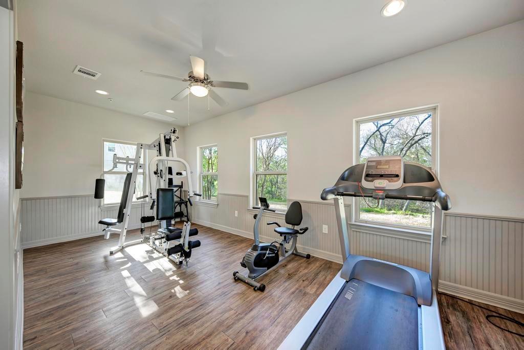 2800 Joe Dimaggio Blvd # 84, Round Rock, TX 78665