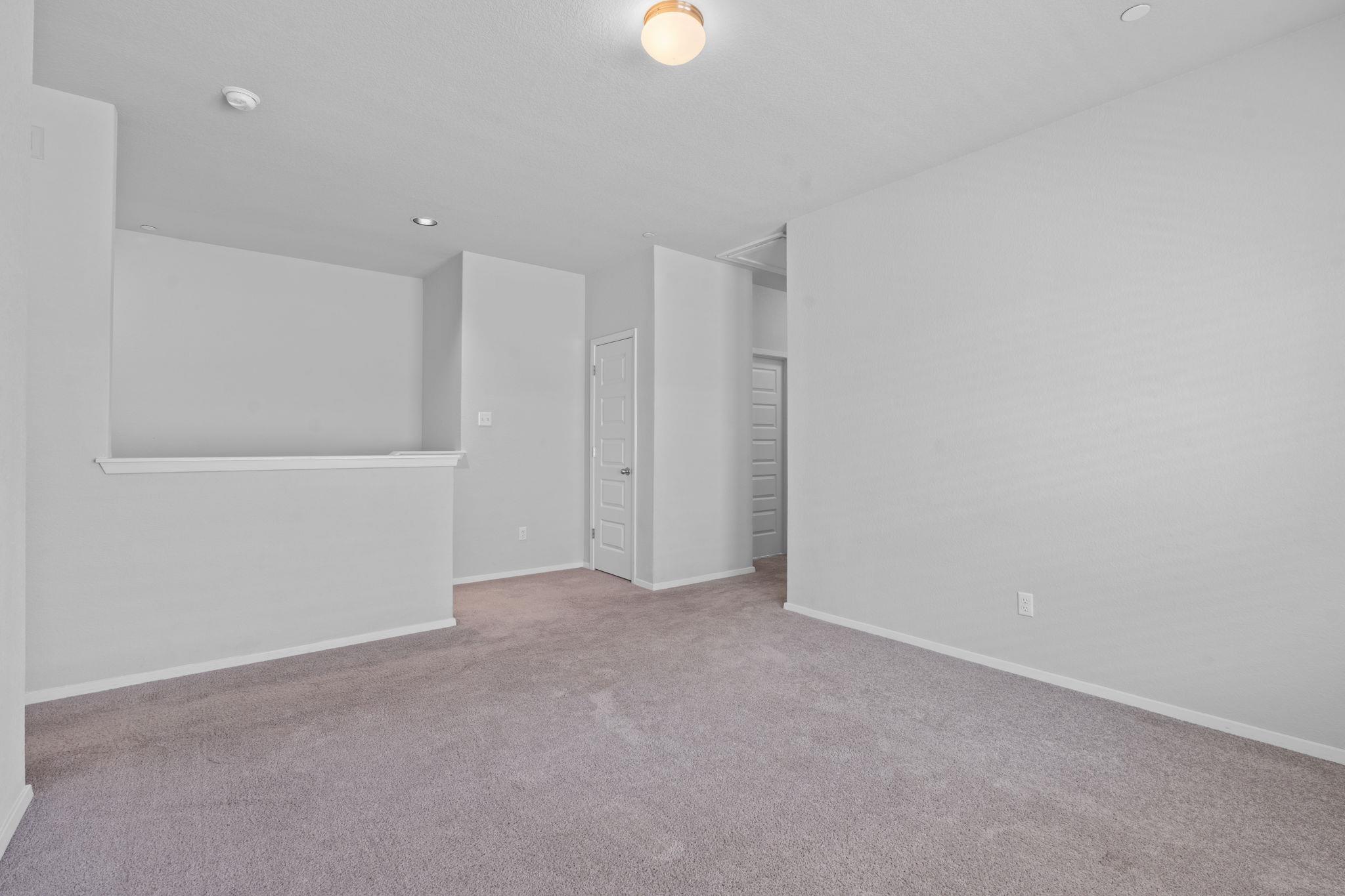 2800 Joe Dimaggio Blvd # 84, Round Rock, TX 78665