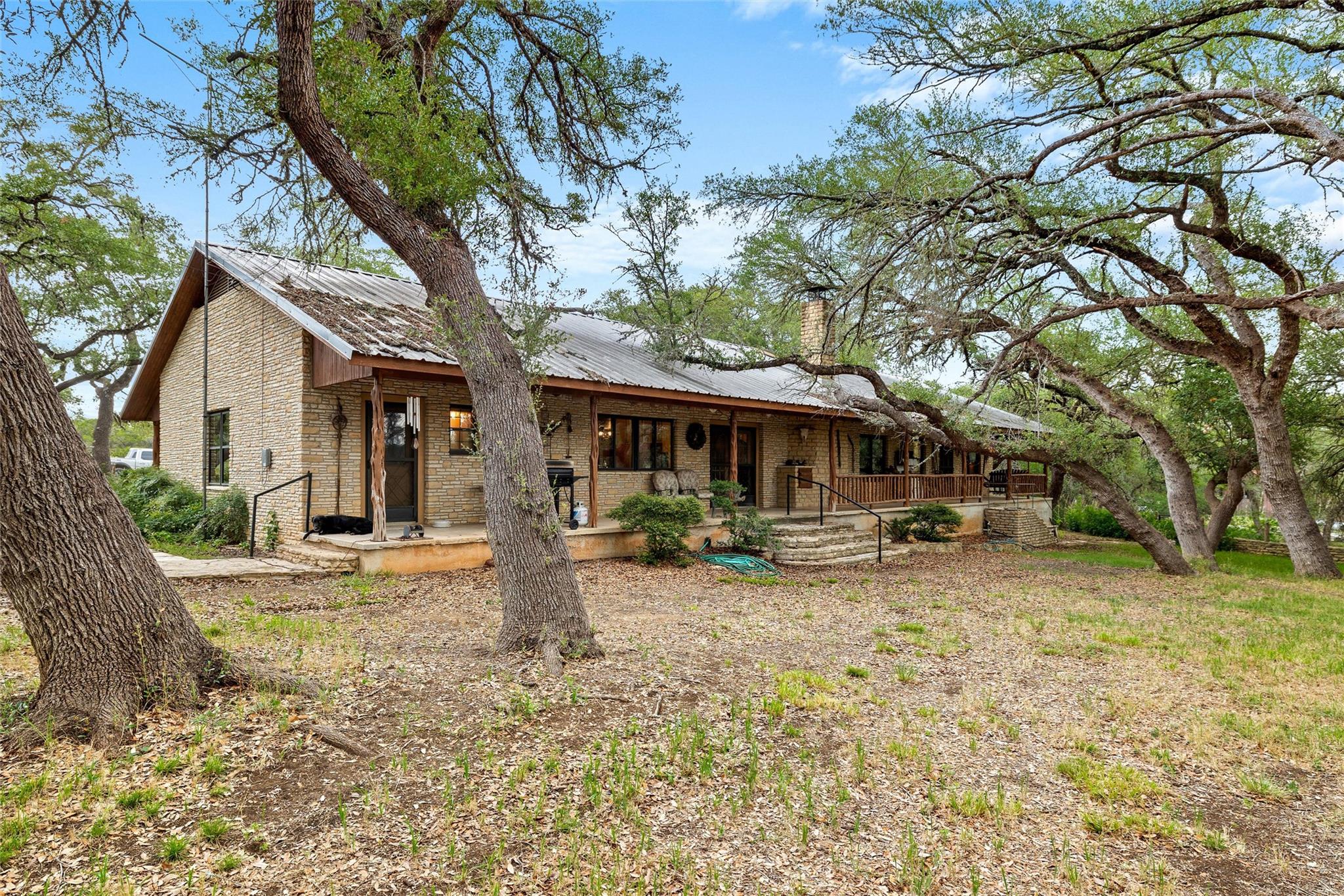 1128 Posey Ranch Rd, Fischer, TX 78623