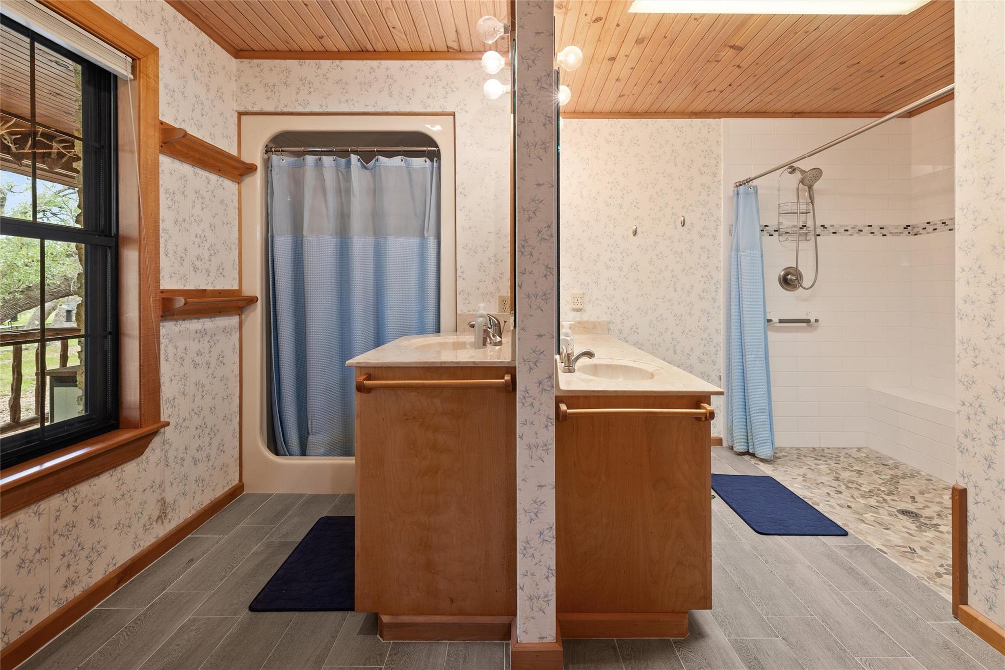 1128 Posey Ranch Rd, Fischer, TX 78623