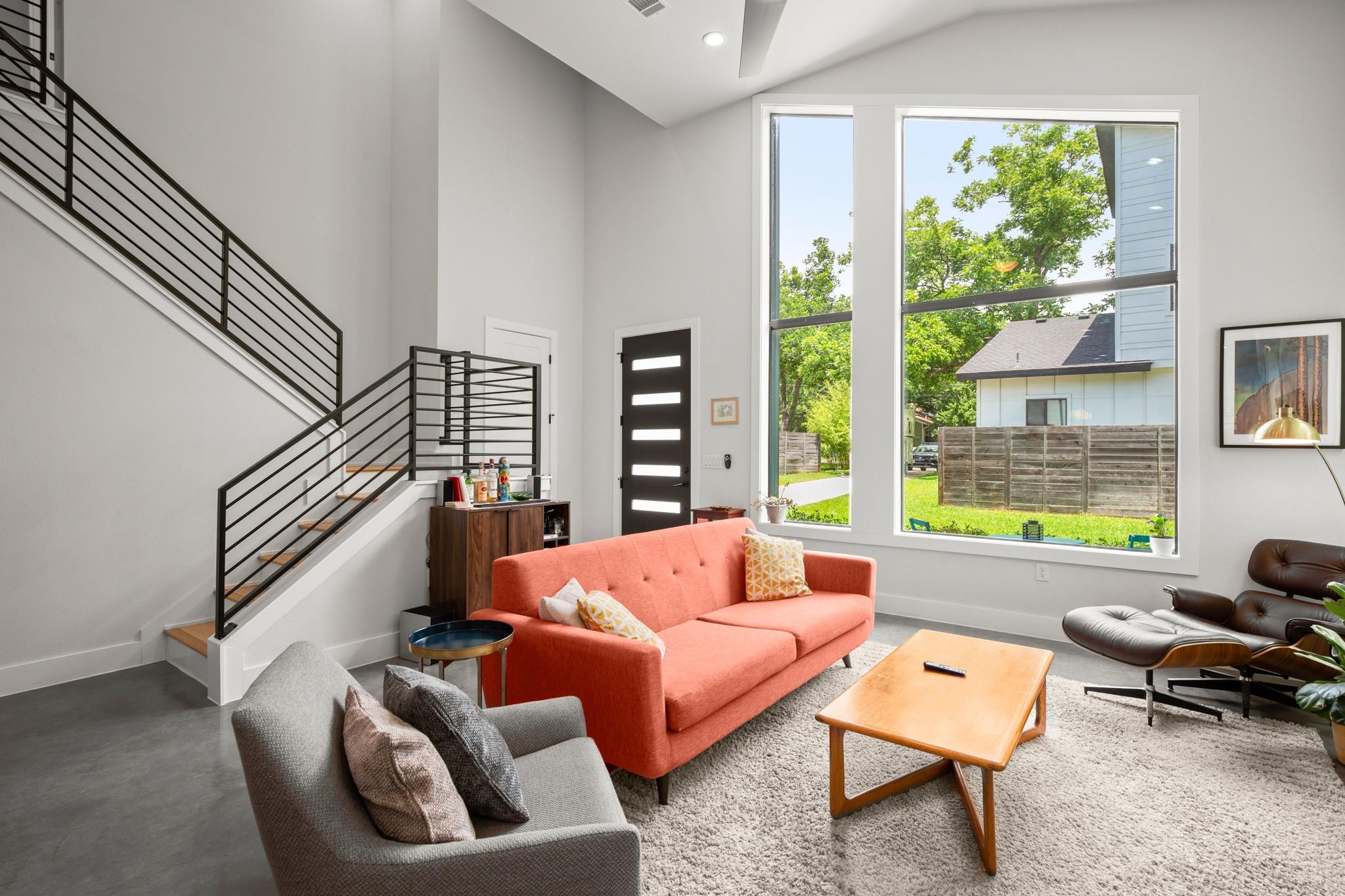 611 Gaylor St # 2, Austin, TX 78752