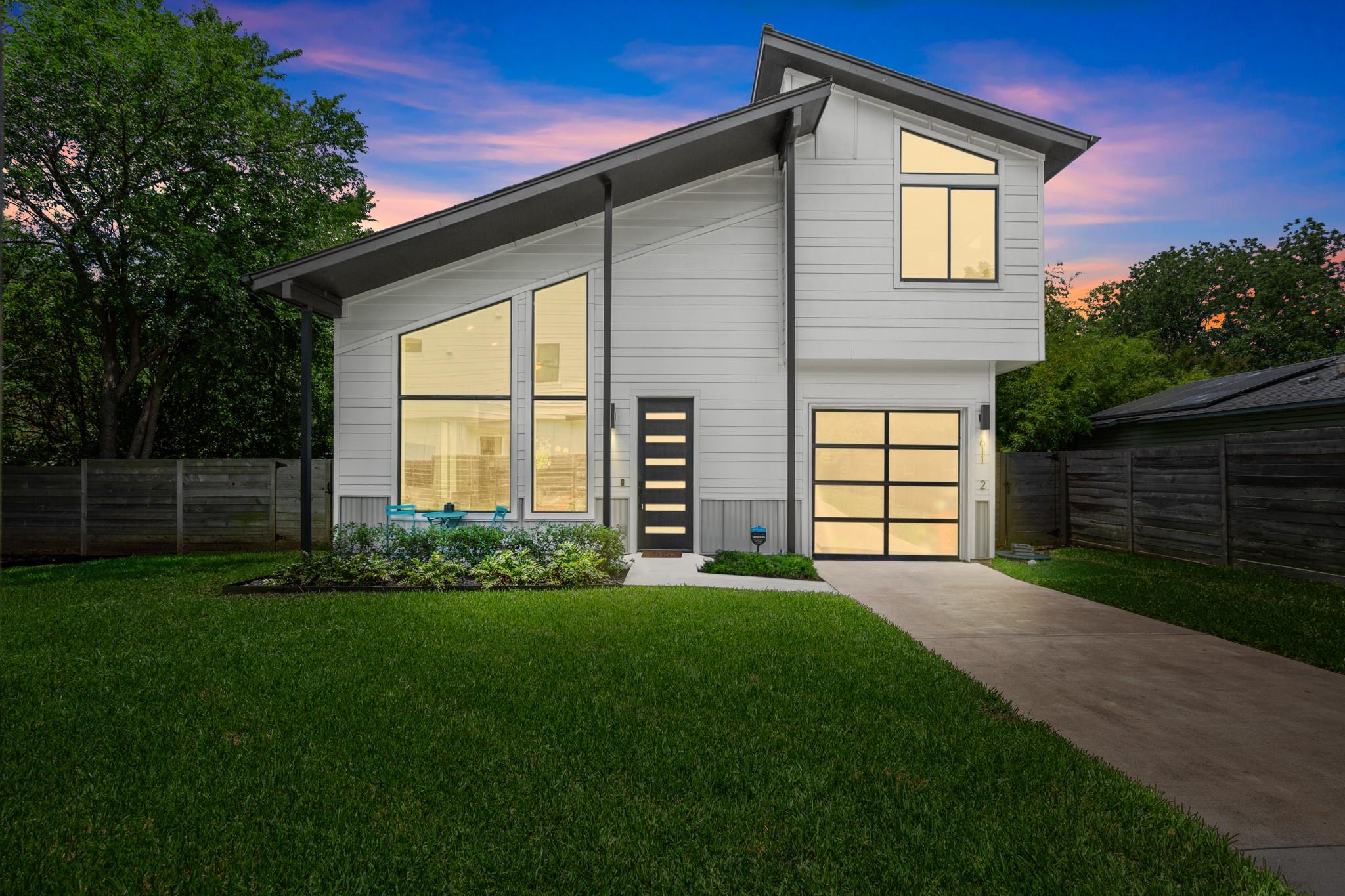 611 Gaylor St # 2, Austin, TX 78752