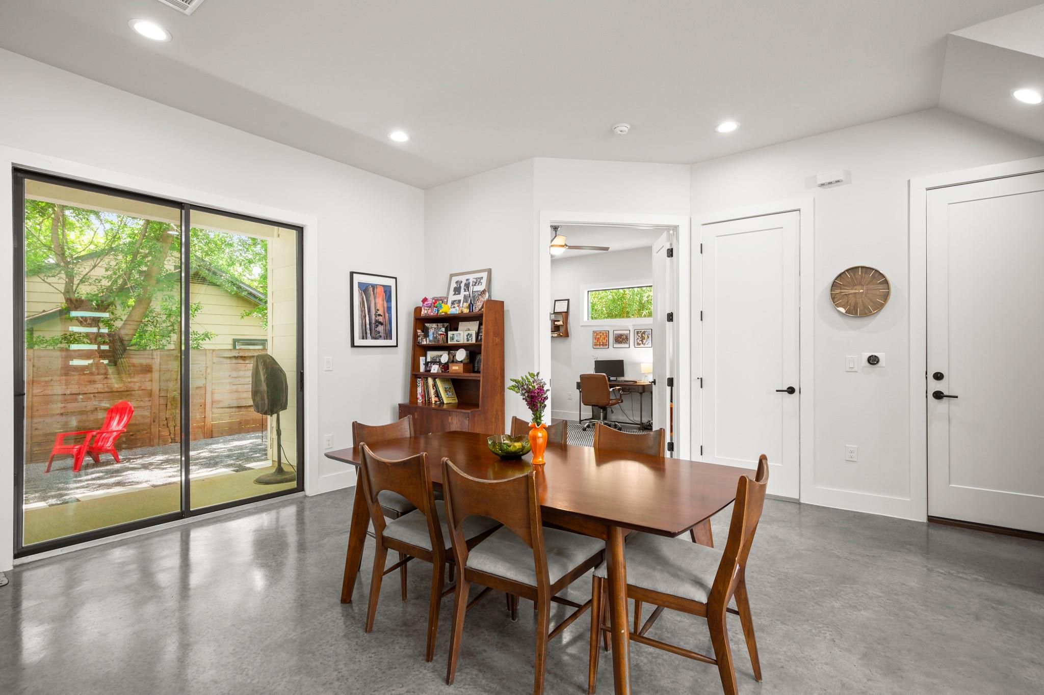 611 Gaylor St # 2, Austin, TX 78752