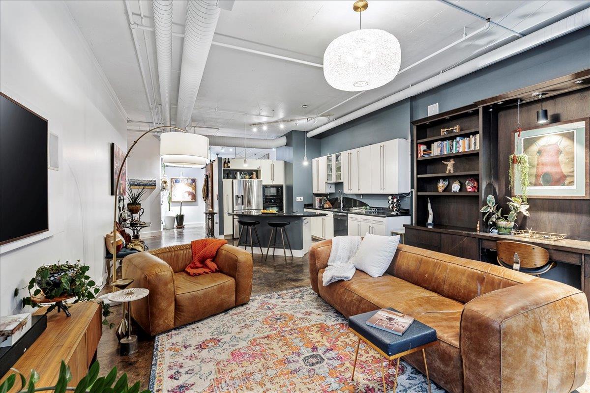 311 W 5th St # 1008, Austin, TX 78701