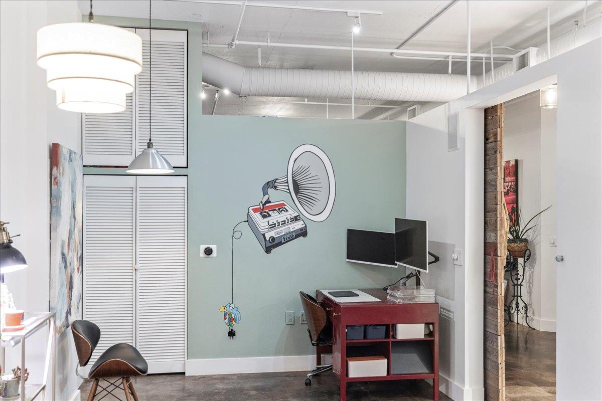 311 W 5th St # 1008, Austin, TX 78701