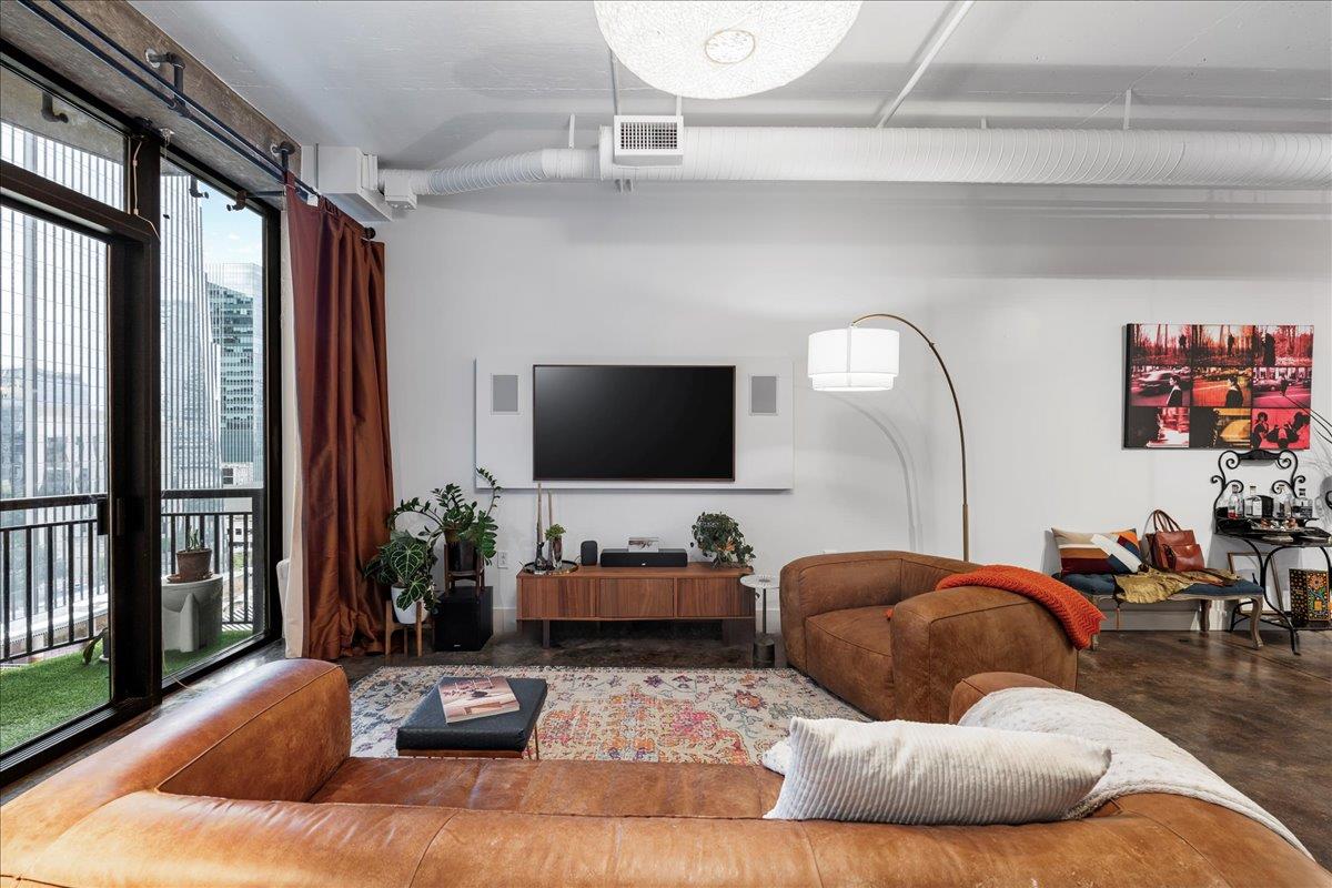 311 W 5th St # 1008, Austin, TX 78701