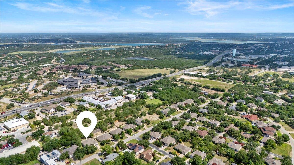 204 S Meadowlark St, Lakeway, TX 78734