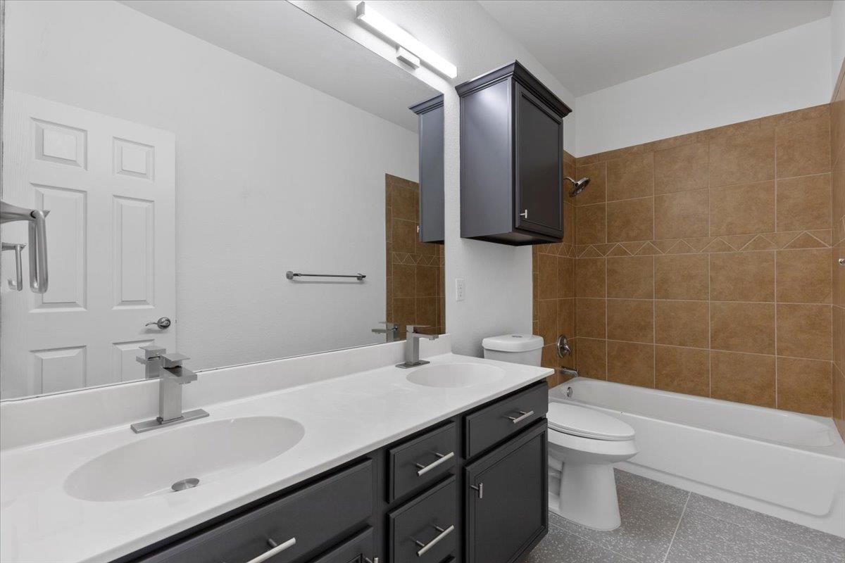204 S Meadowlark St, Lakeway, TX 78734