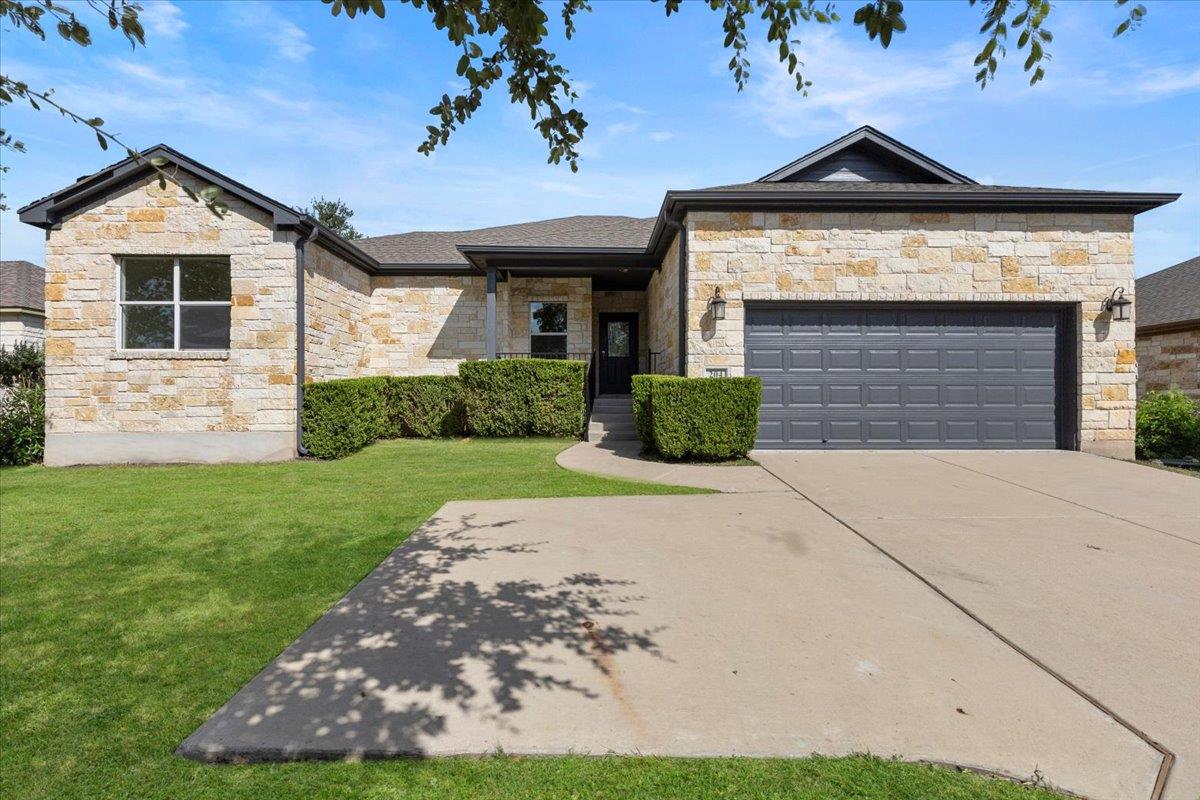 204 S Meadowlark St, Lakeway, TX 78734