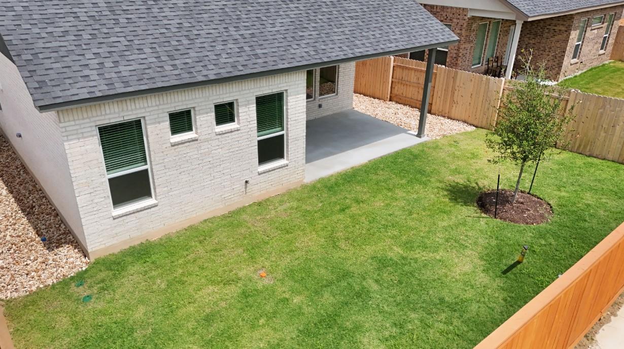 19512 Erna Dr, Pflugerville, TX 78660