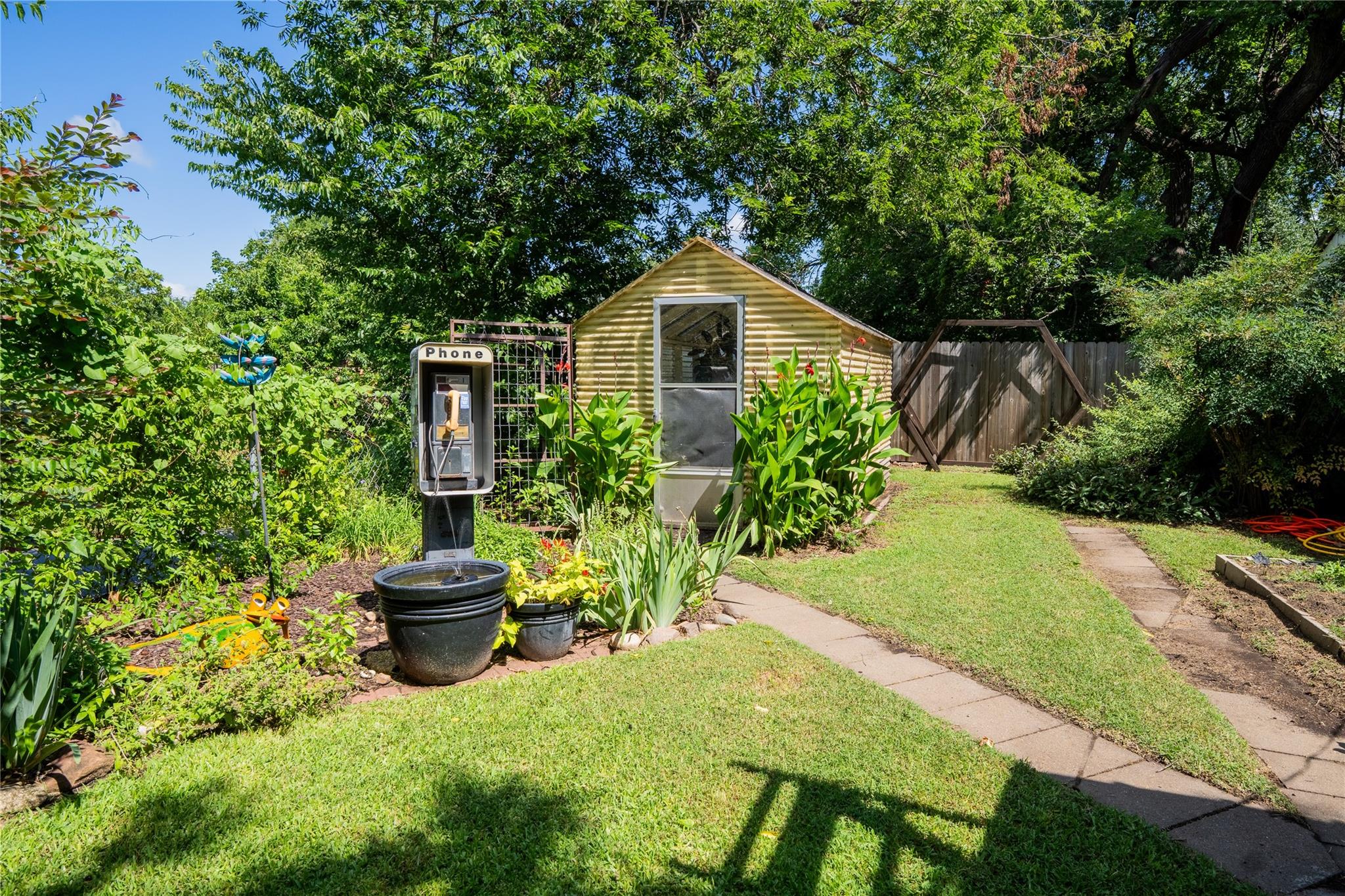 503 Maresh St, Taylor, TX 76574