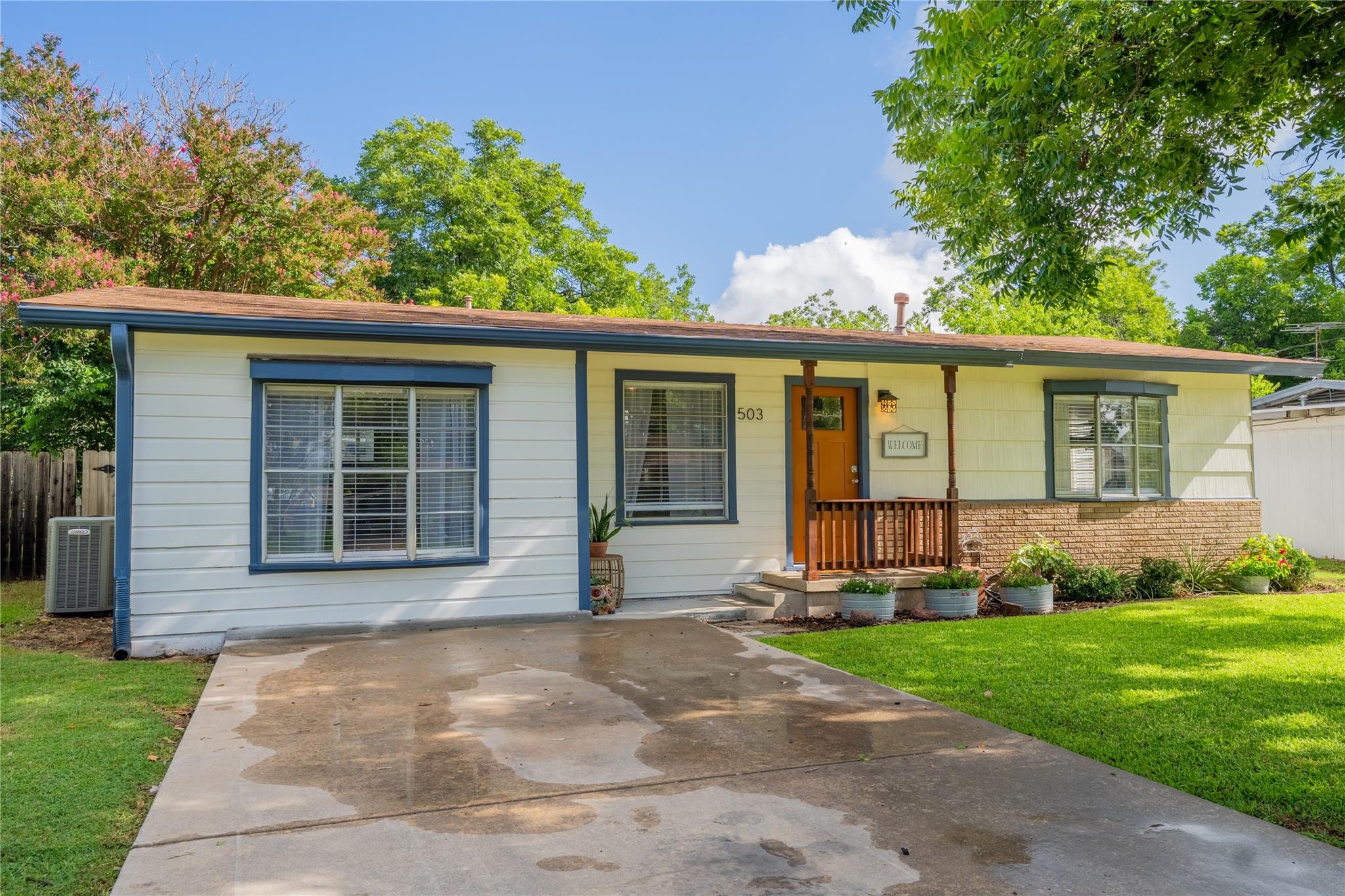 503 Maresh St, Taylor, TX 76574