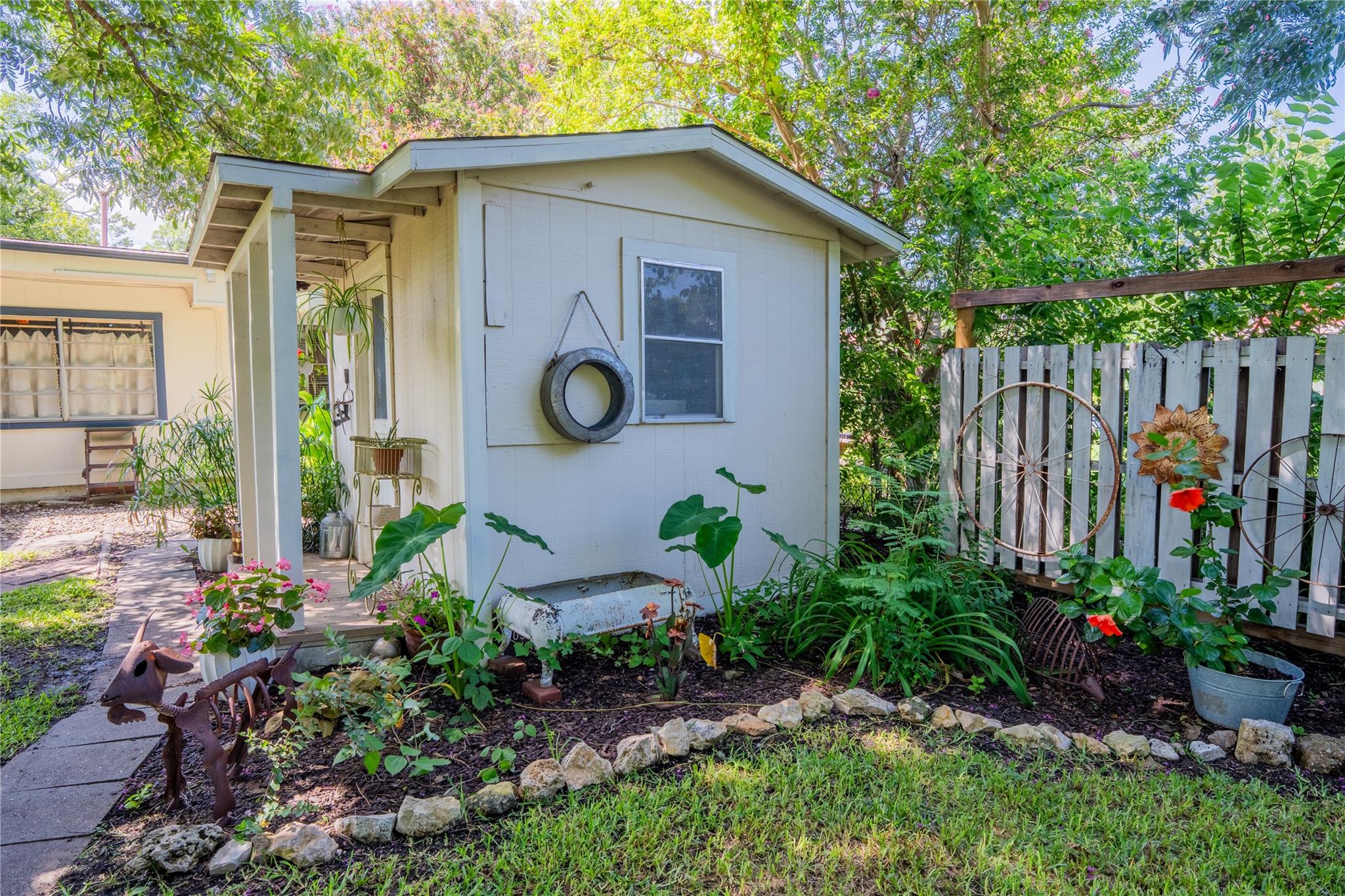 503 Maresh St, Taylor, TX 76574