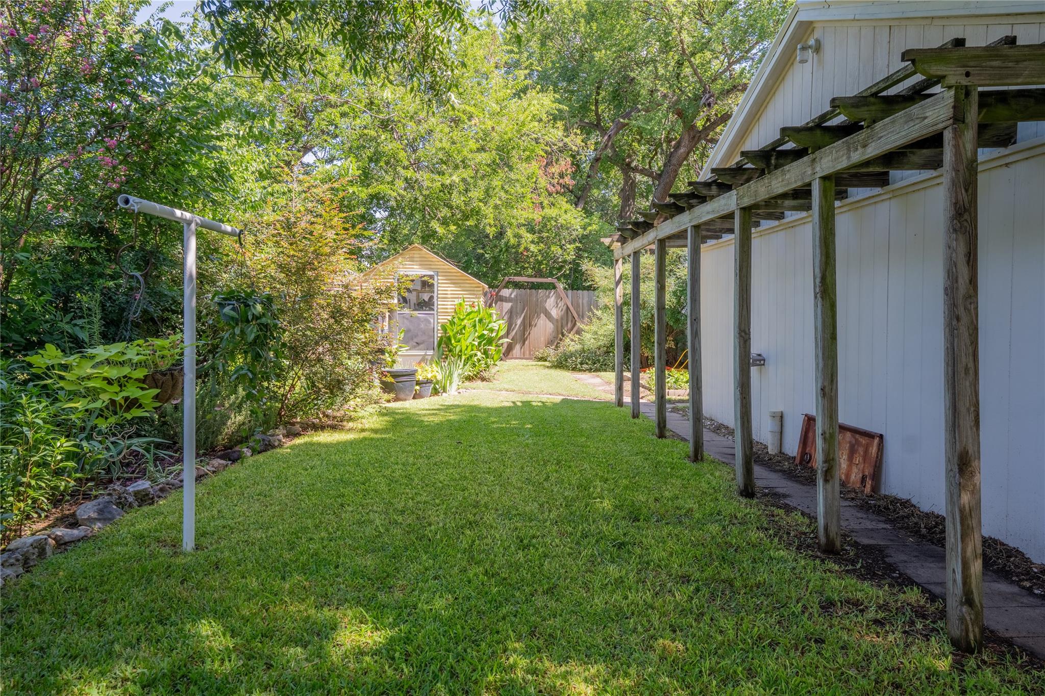 503 Maresh St, Taylor, TX 76574