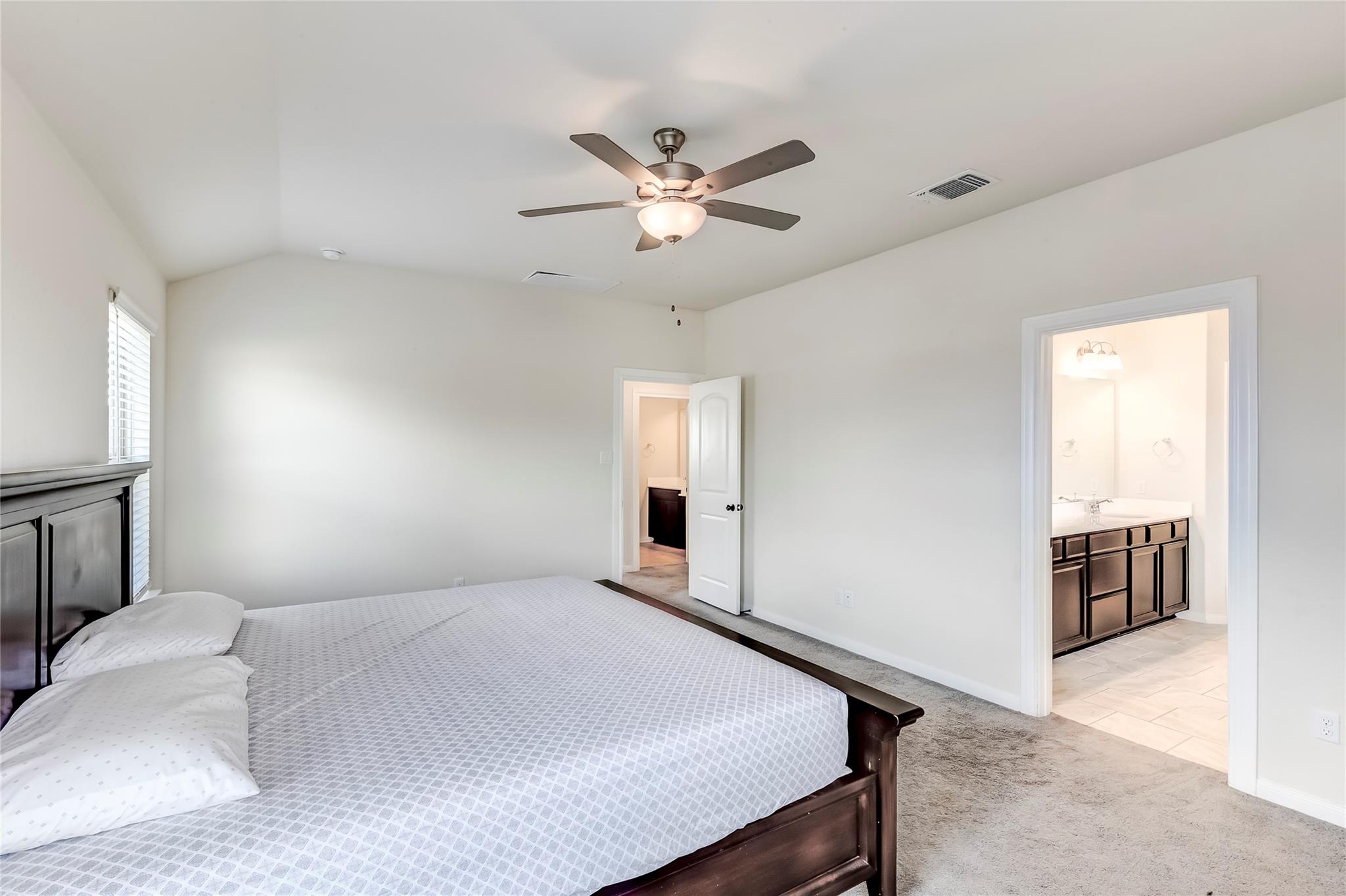 332 Zuma Dr, Liberty Hill, TX 78642