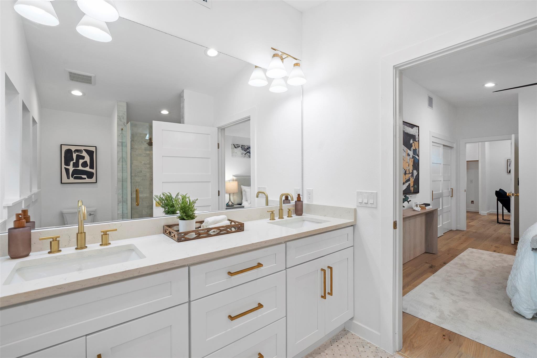 919 Gene Johnson St, Austin, TX 78751