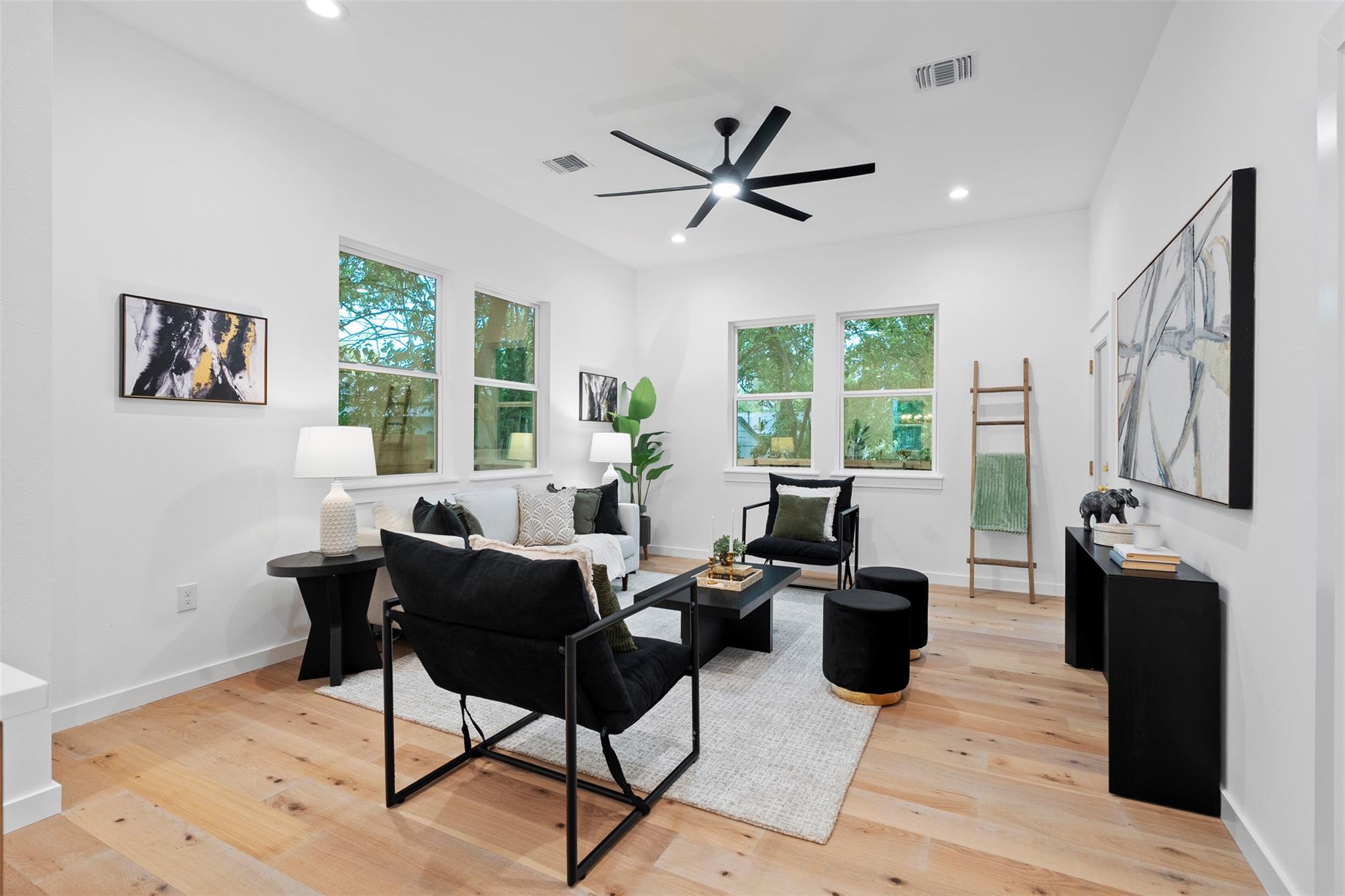 919 Gene Johnson St, Austin, TX 78751