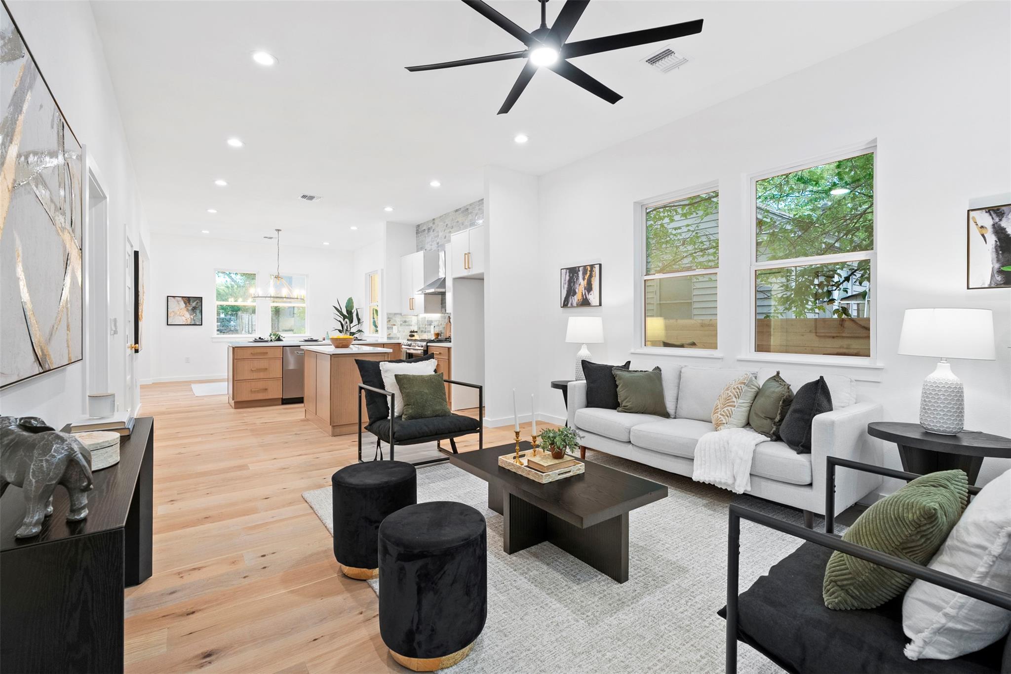 919 Gene Johnson St, Austin, TX 78751