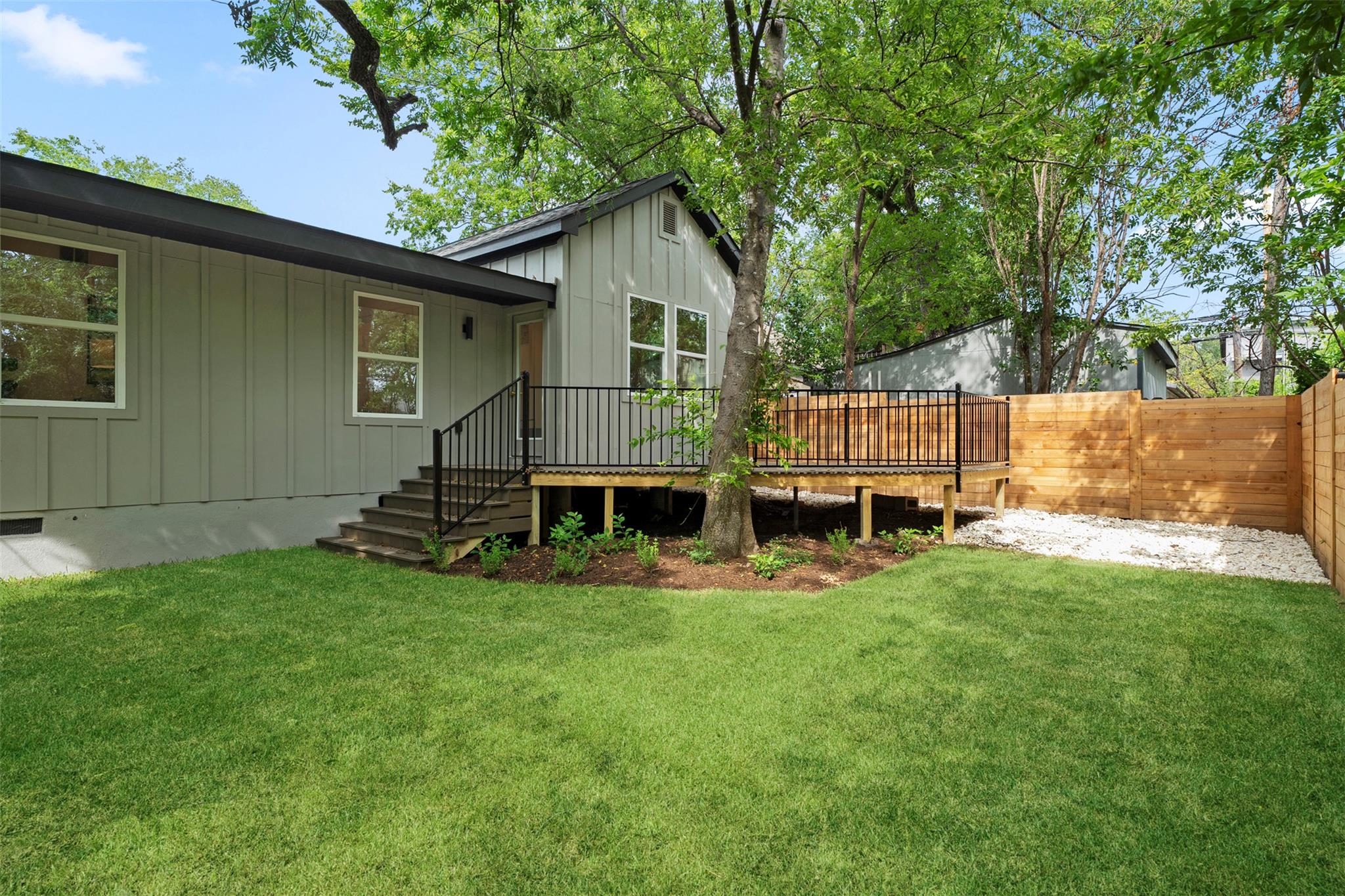 919 Gene Johnson St, Austin, TX 78751