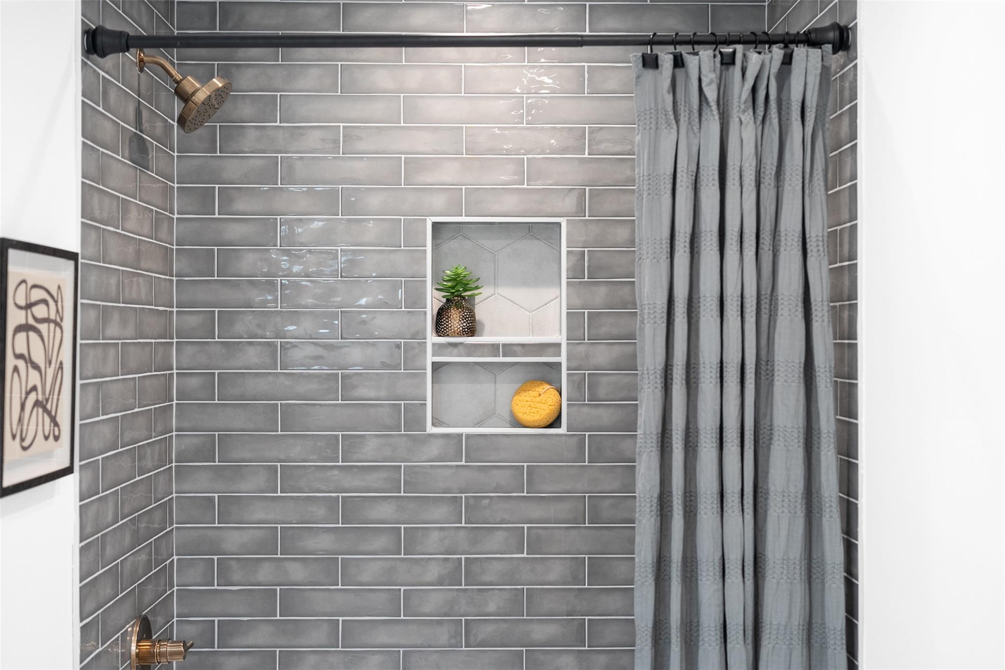 919 Gene Johnson St, Austin, TX 78751