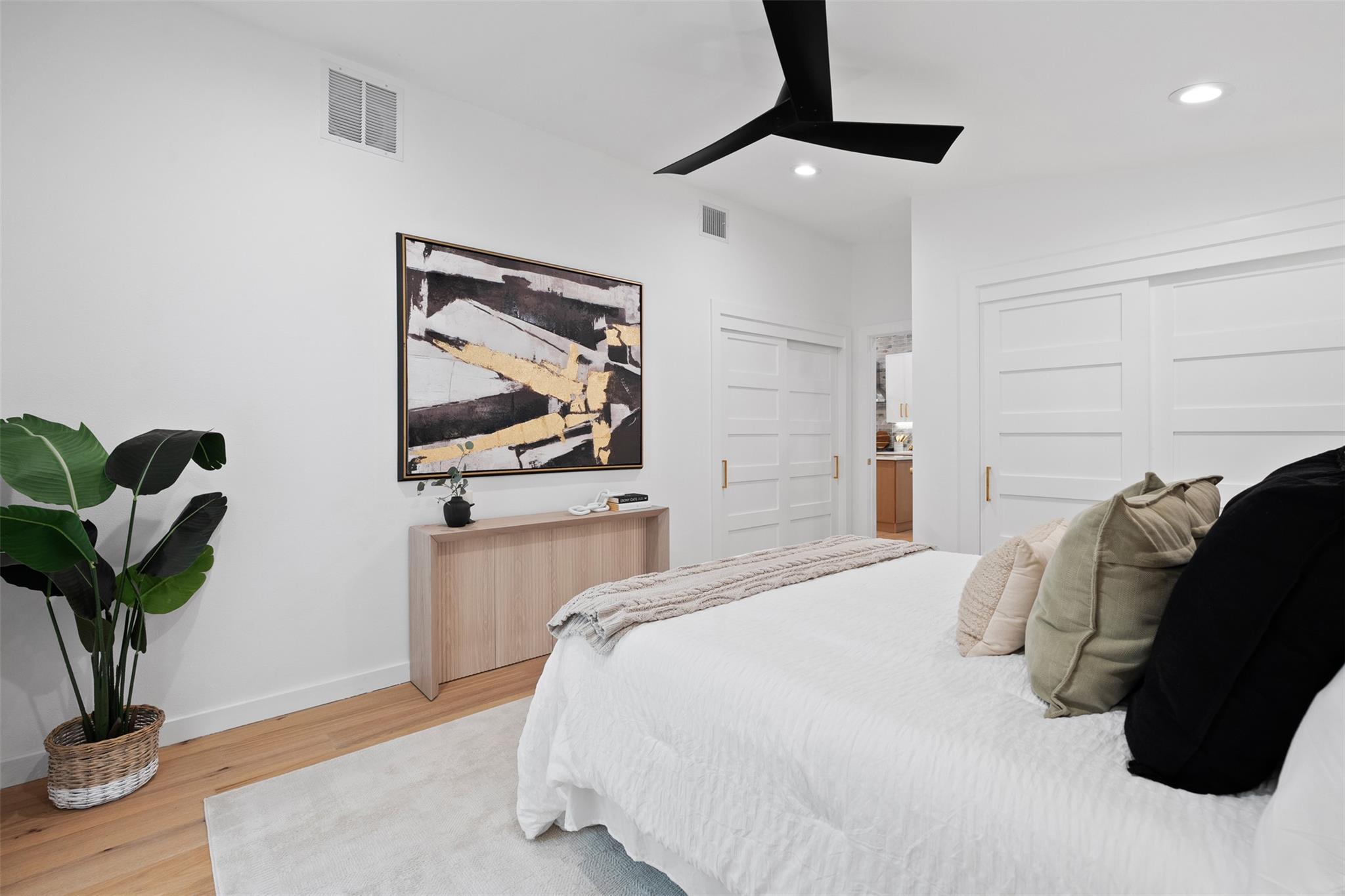 919 Gene Johnson St, Austin, TX 78751