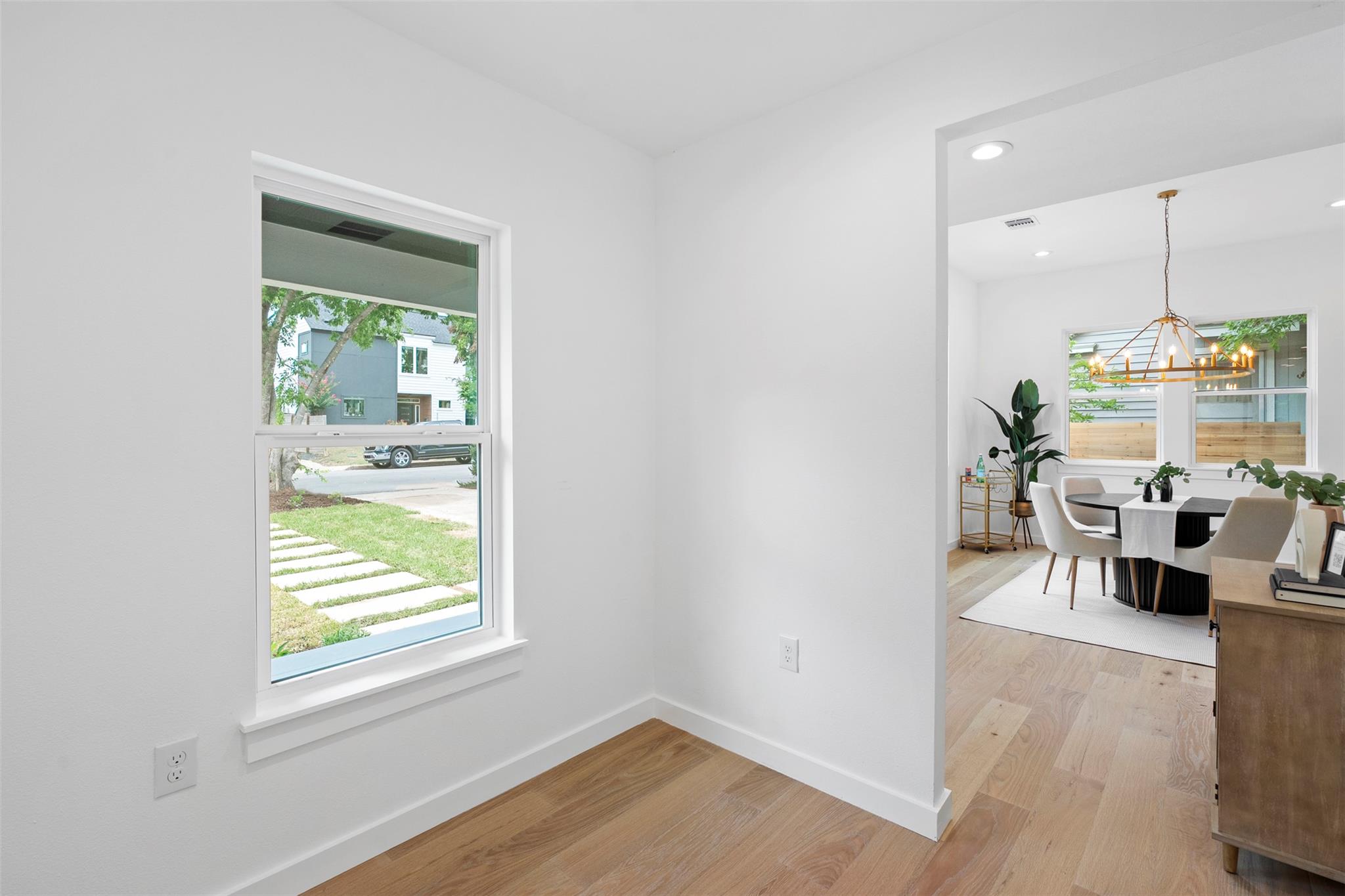 919 Gene Johnson St, Austin, TX 78751