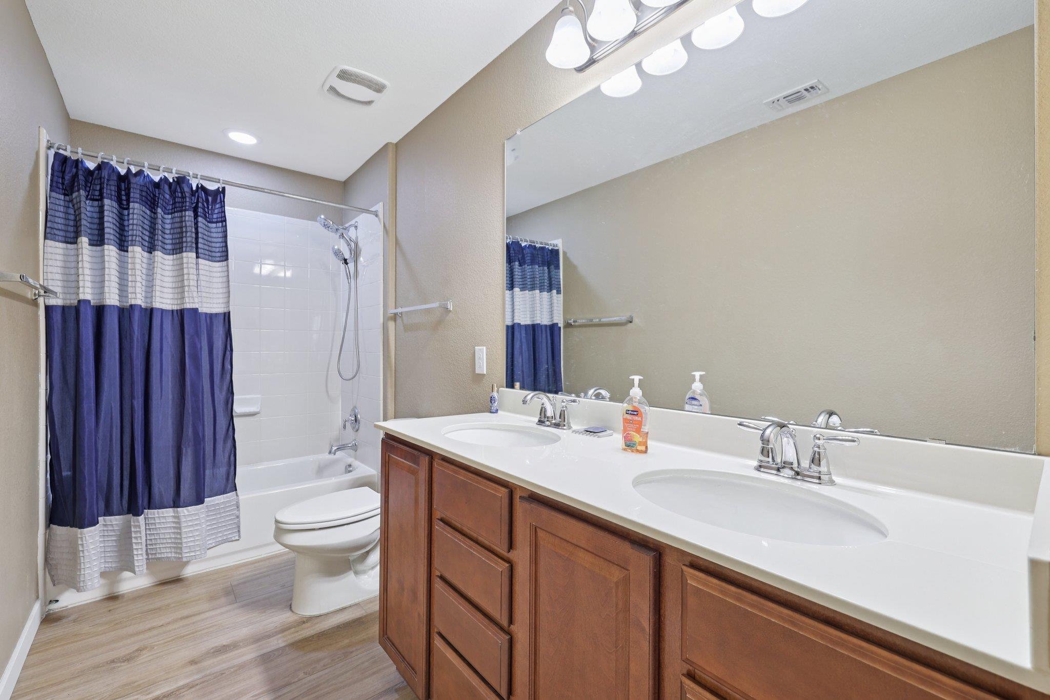 1124 Calla Lily Blvd, Leander, TX 78641