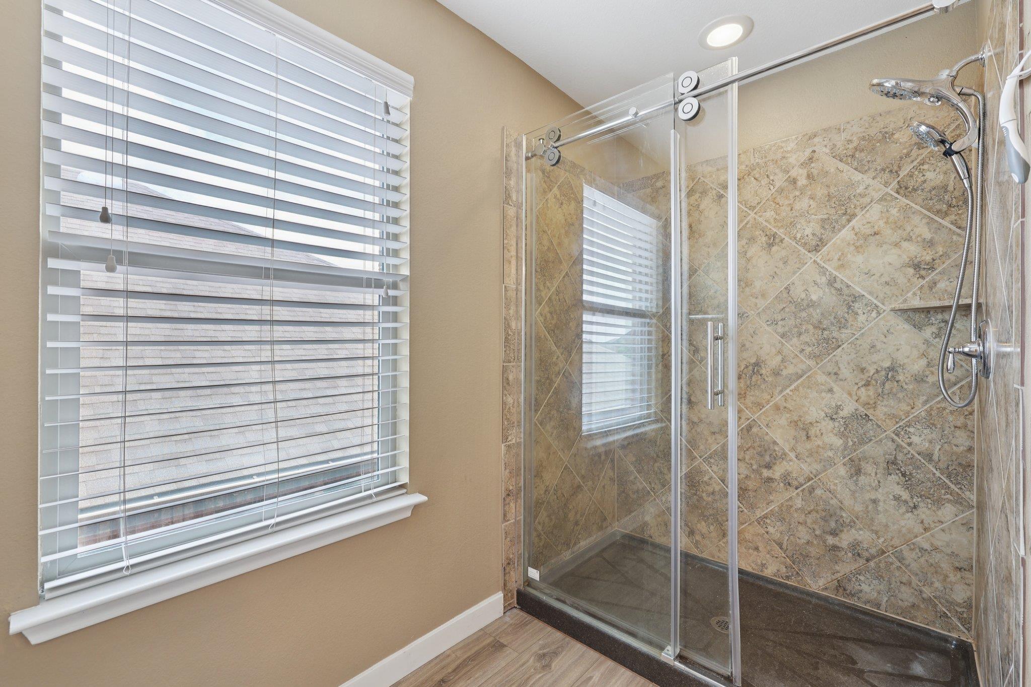 1124 Calla Lily Blvd, Leander, TX 78641