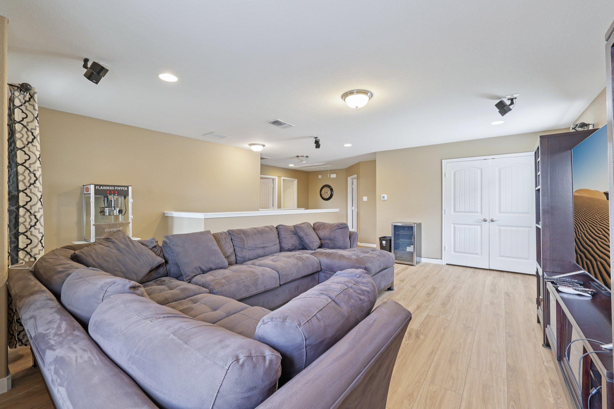 1124 Calla Lily Blvd, Leander, TX 78641