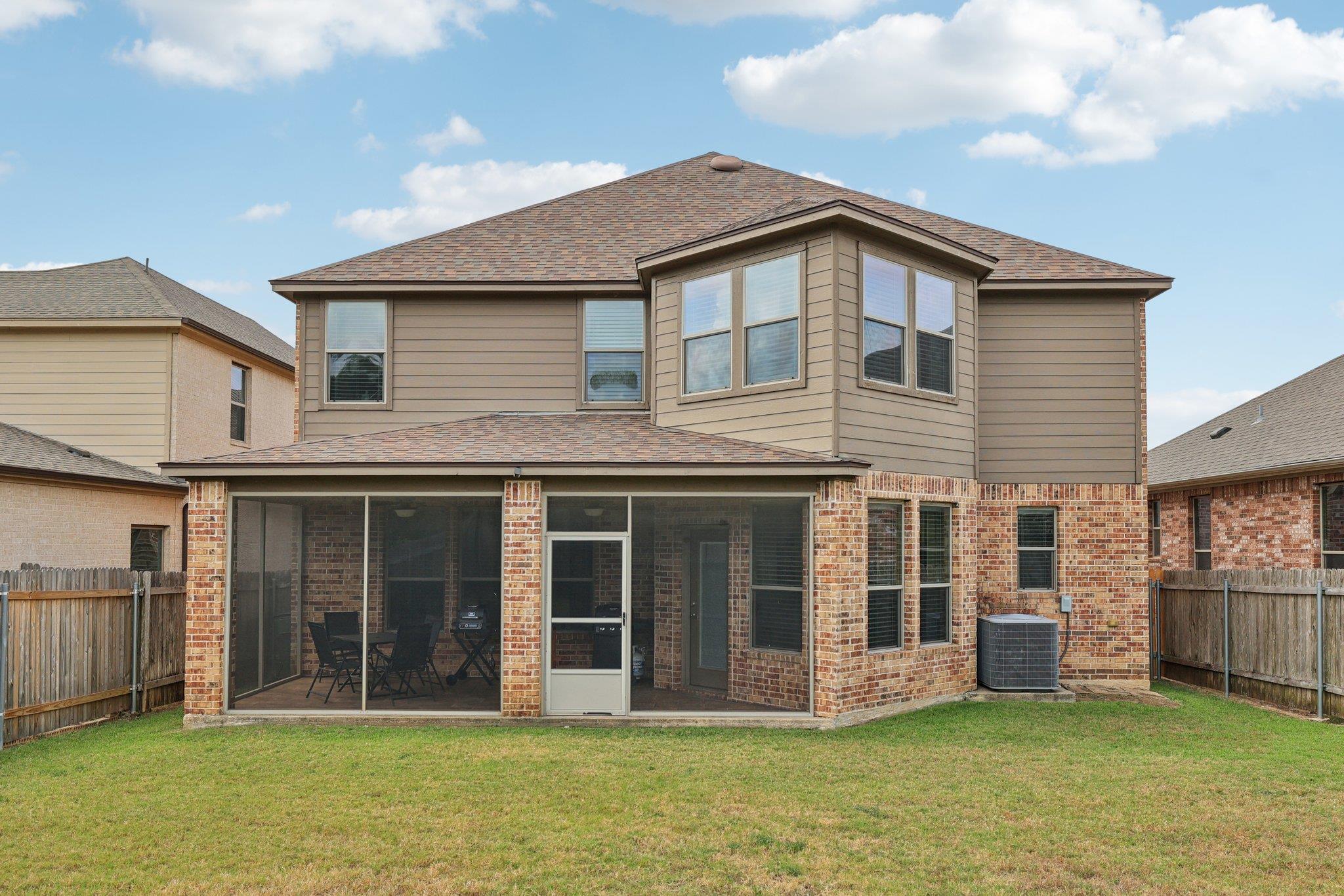 1124 Calla Lily Blvd, Leander, TX 78641