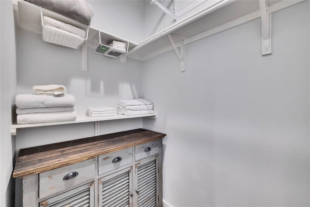 1311 Justin Ln # A, Austin, TX 78757