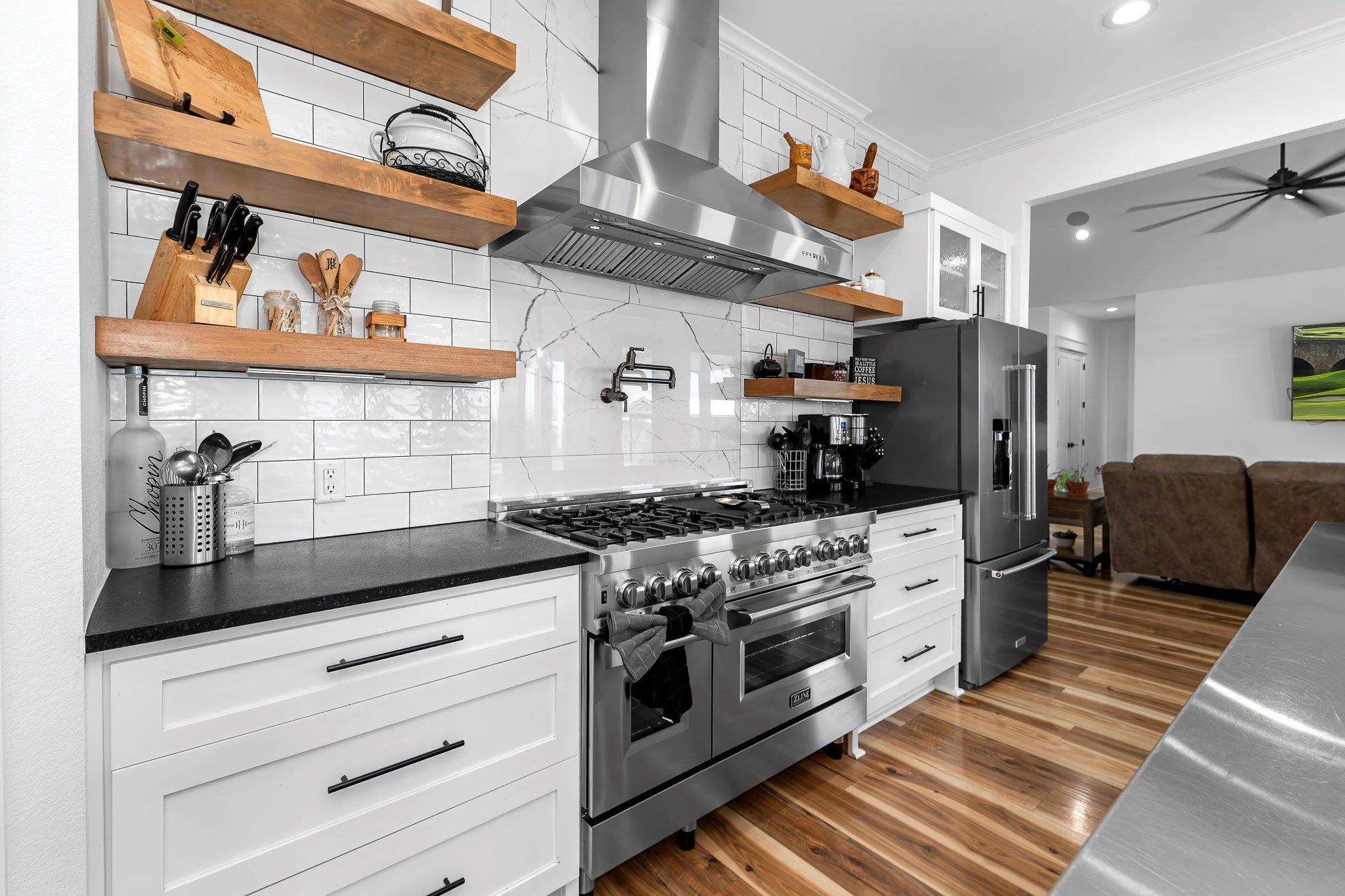 5925 County Road 236 Rd, Liberty Hill, TX 78642