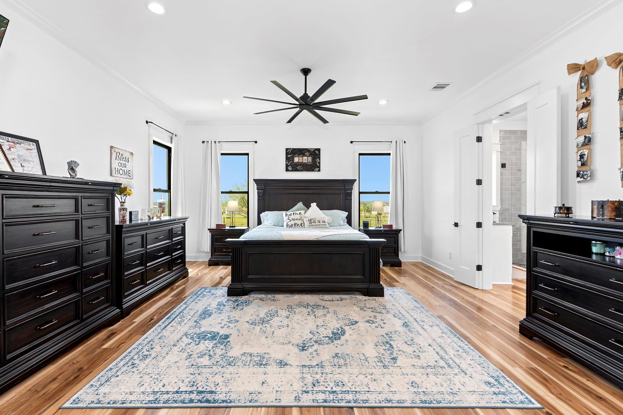 5925 County Road 236 Rd, Liberty Hill, TX 78642