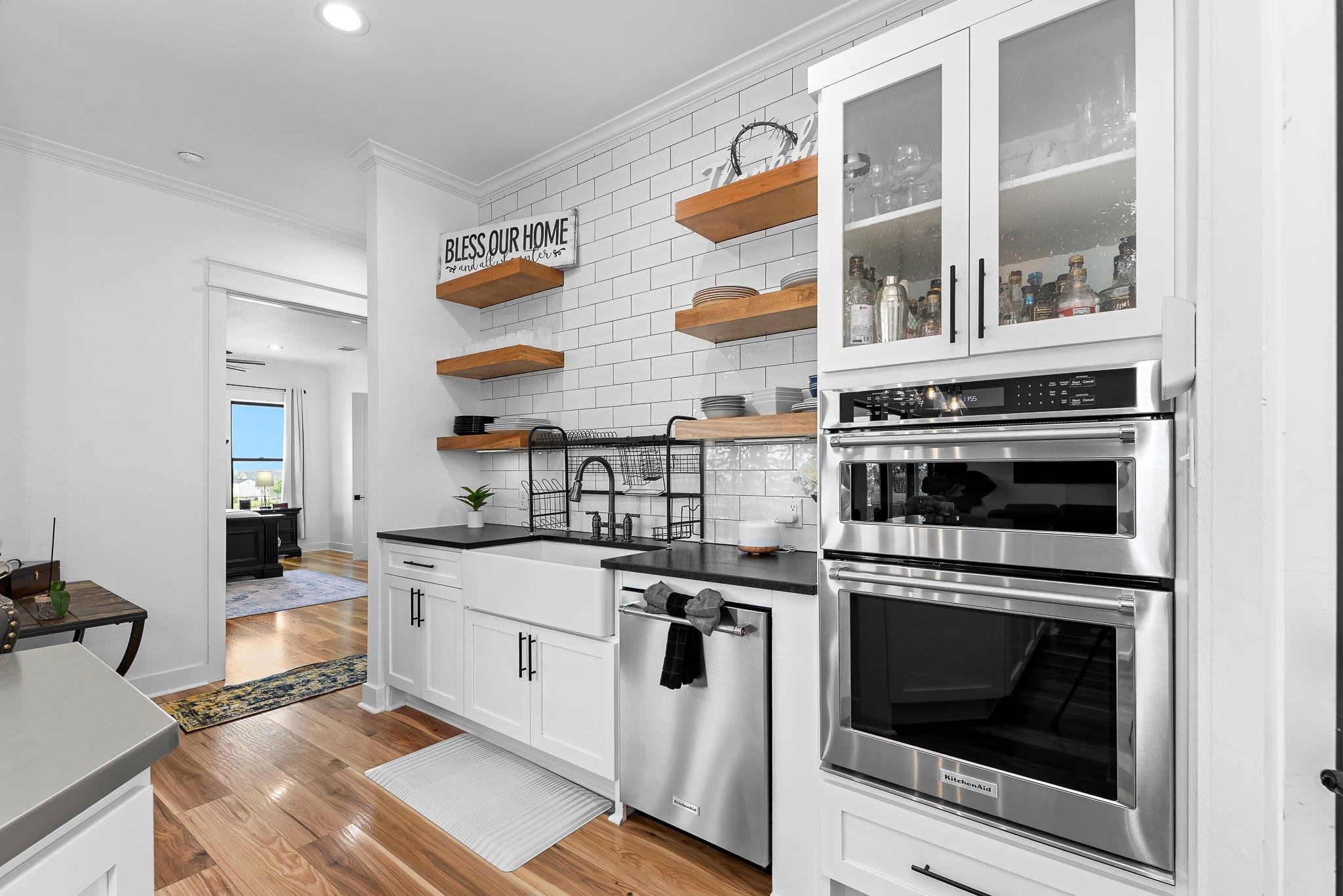 5925 County Road 236 Rd, Liberty Hill, TX 78642