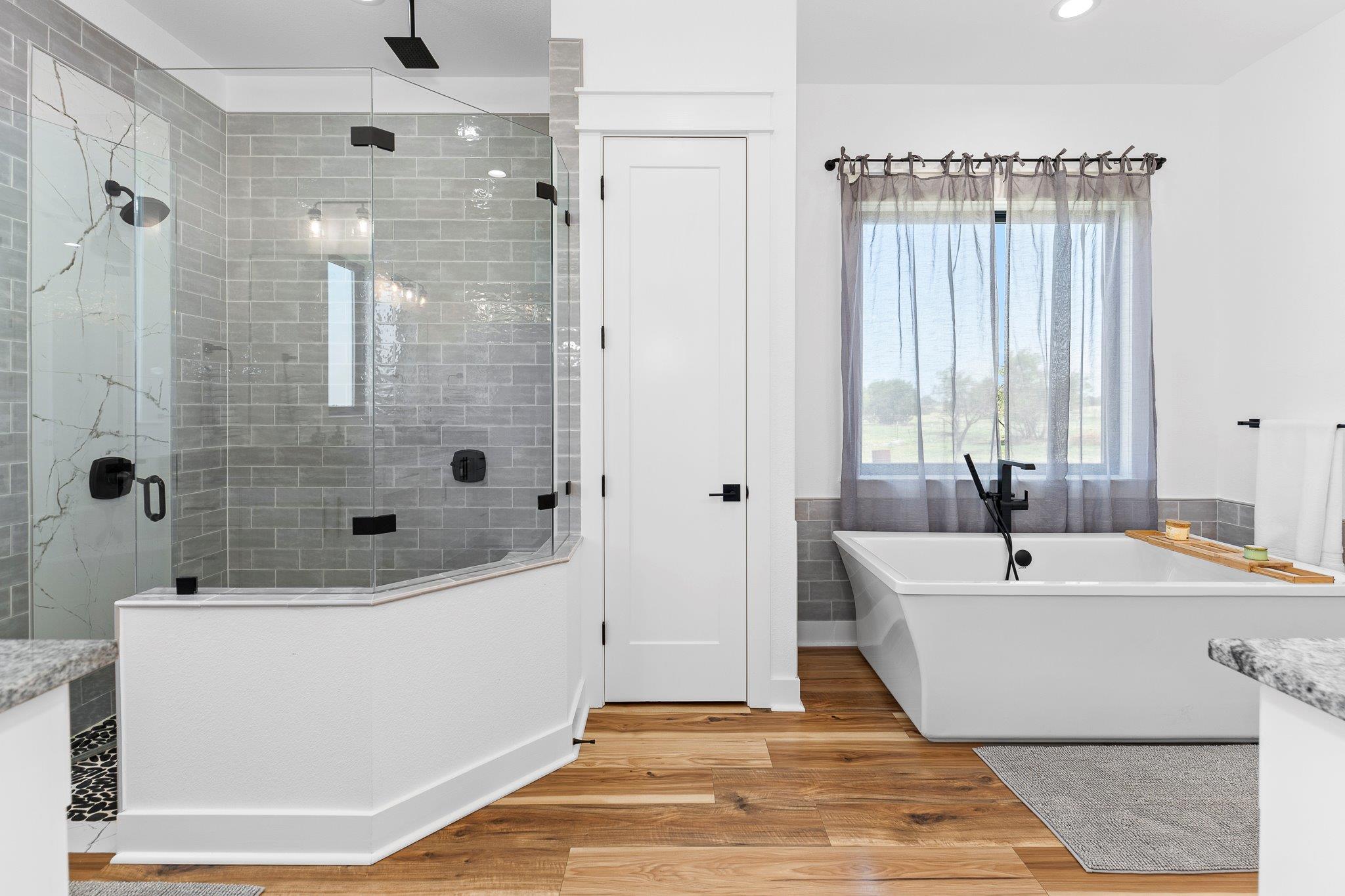 5925 County Road 236 Rd, Liberty Hill, TX 78642