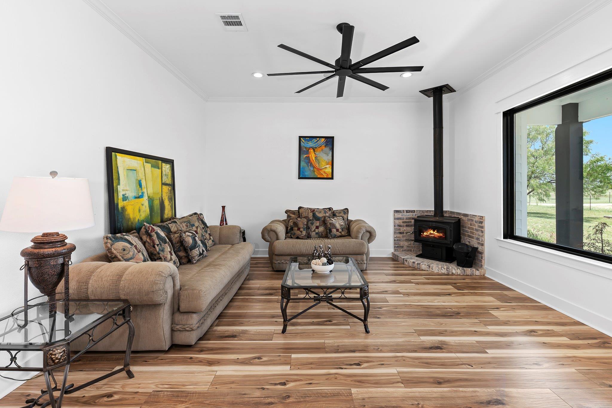 5925 County Road 236 Rd, Liberty Hill, TX 78642