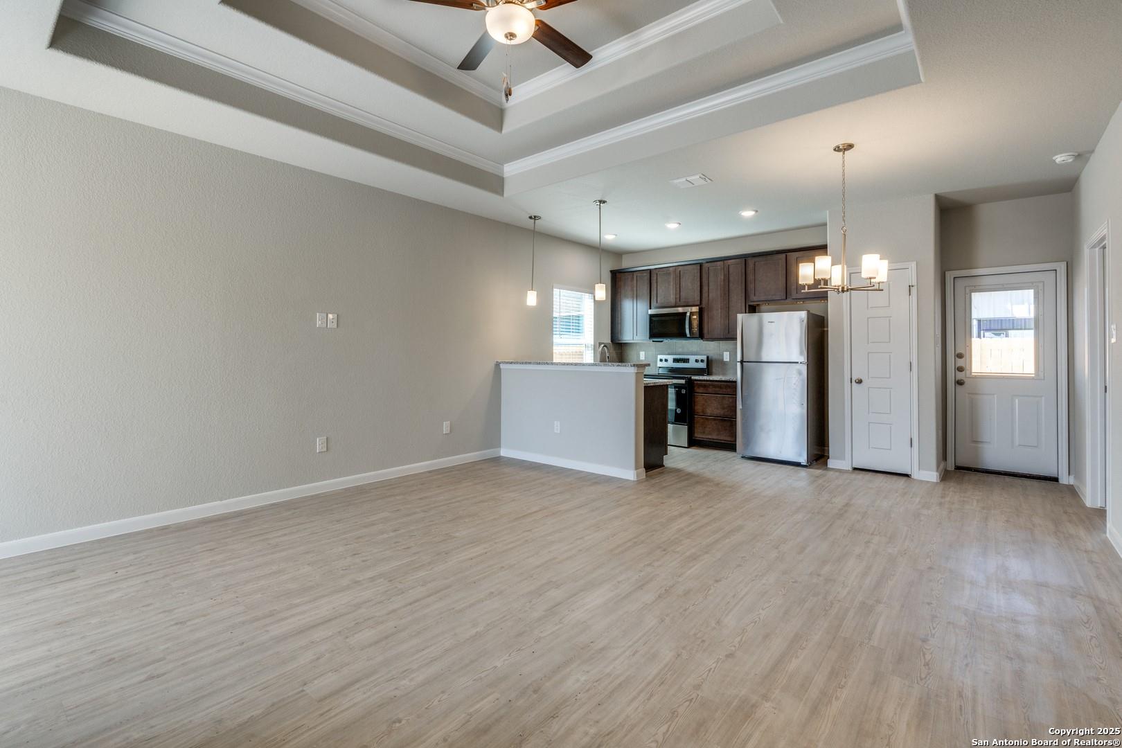 602-604 Hudson St, Seguin, TX 78155