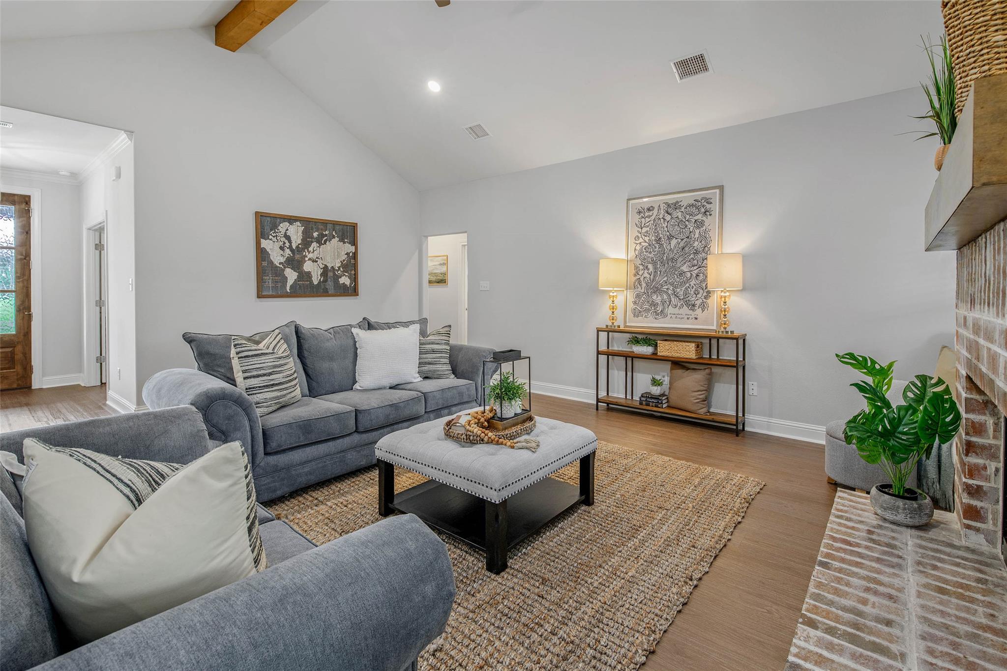 9868 Albert Dr, Iola, TX 77861