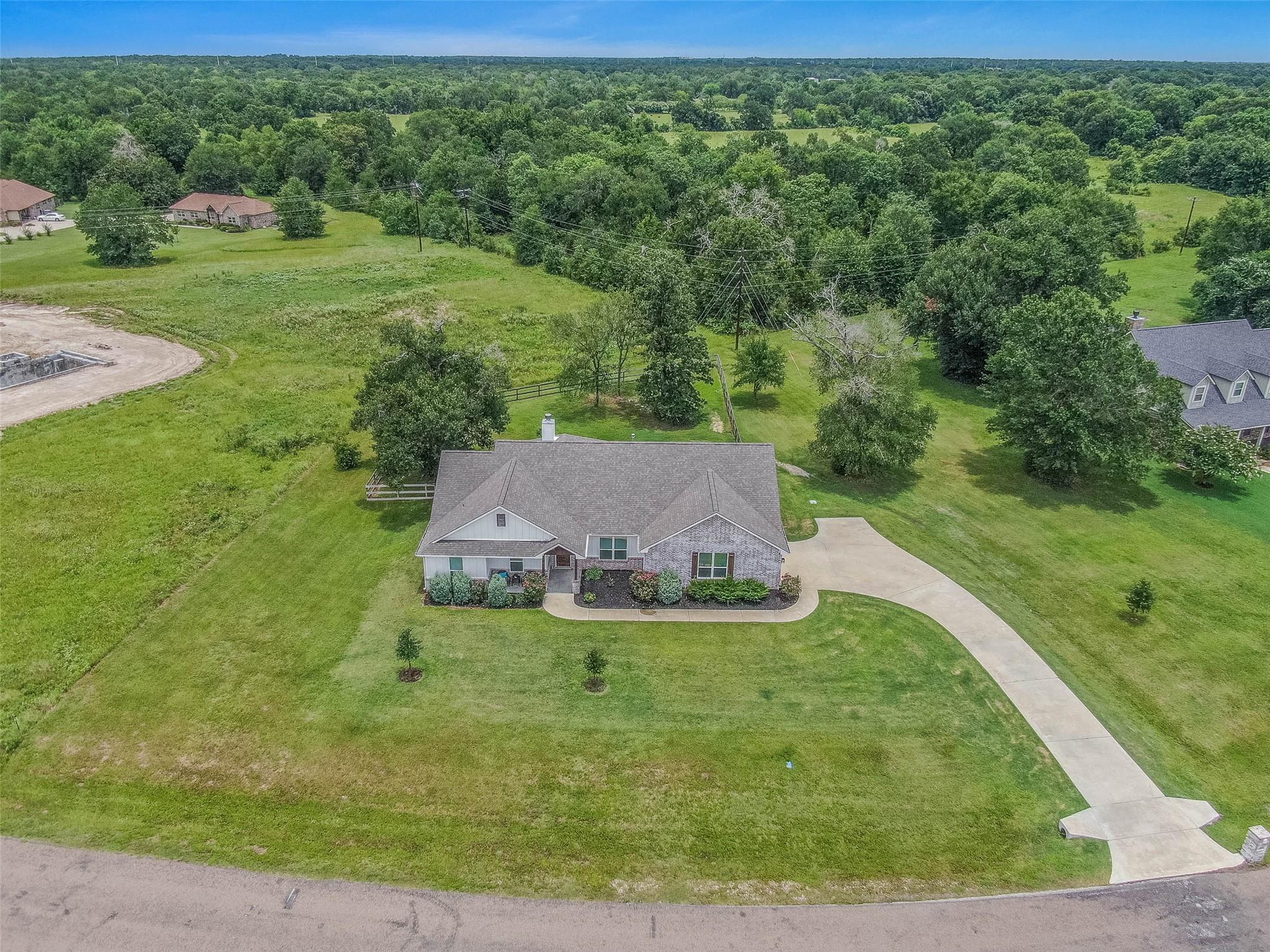 9868 Albert Dr, Iola, TX 77861