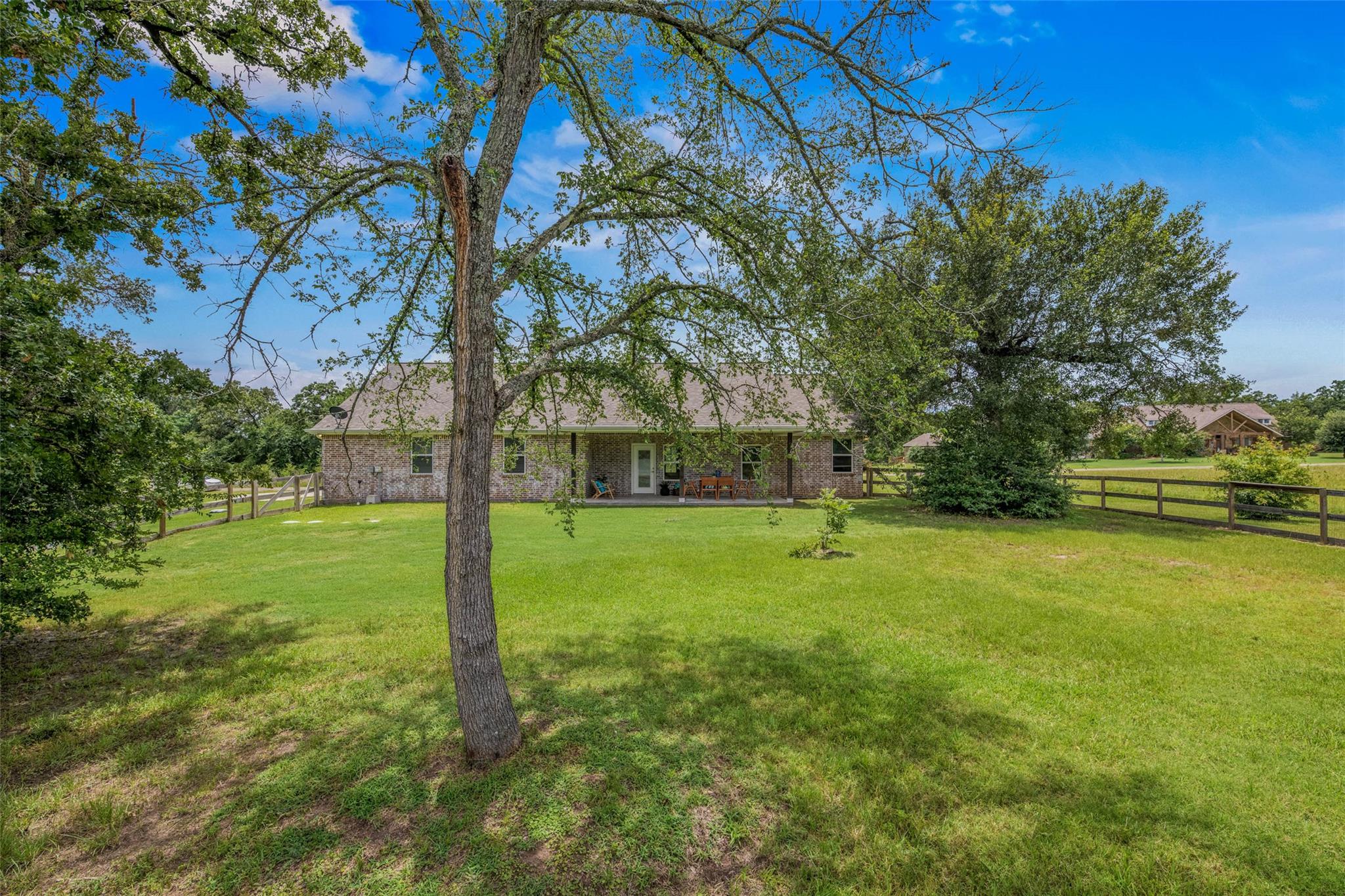 9868 Albert Dr, Iola, TX 77861