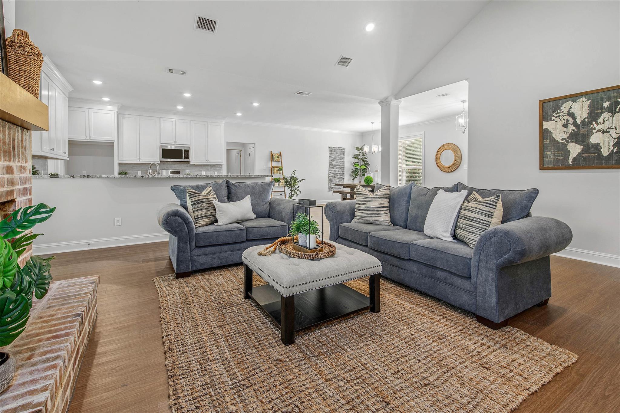 9868 Albert Dr, Iola, TX 77861