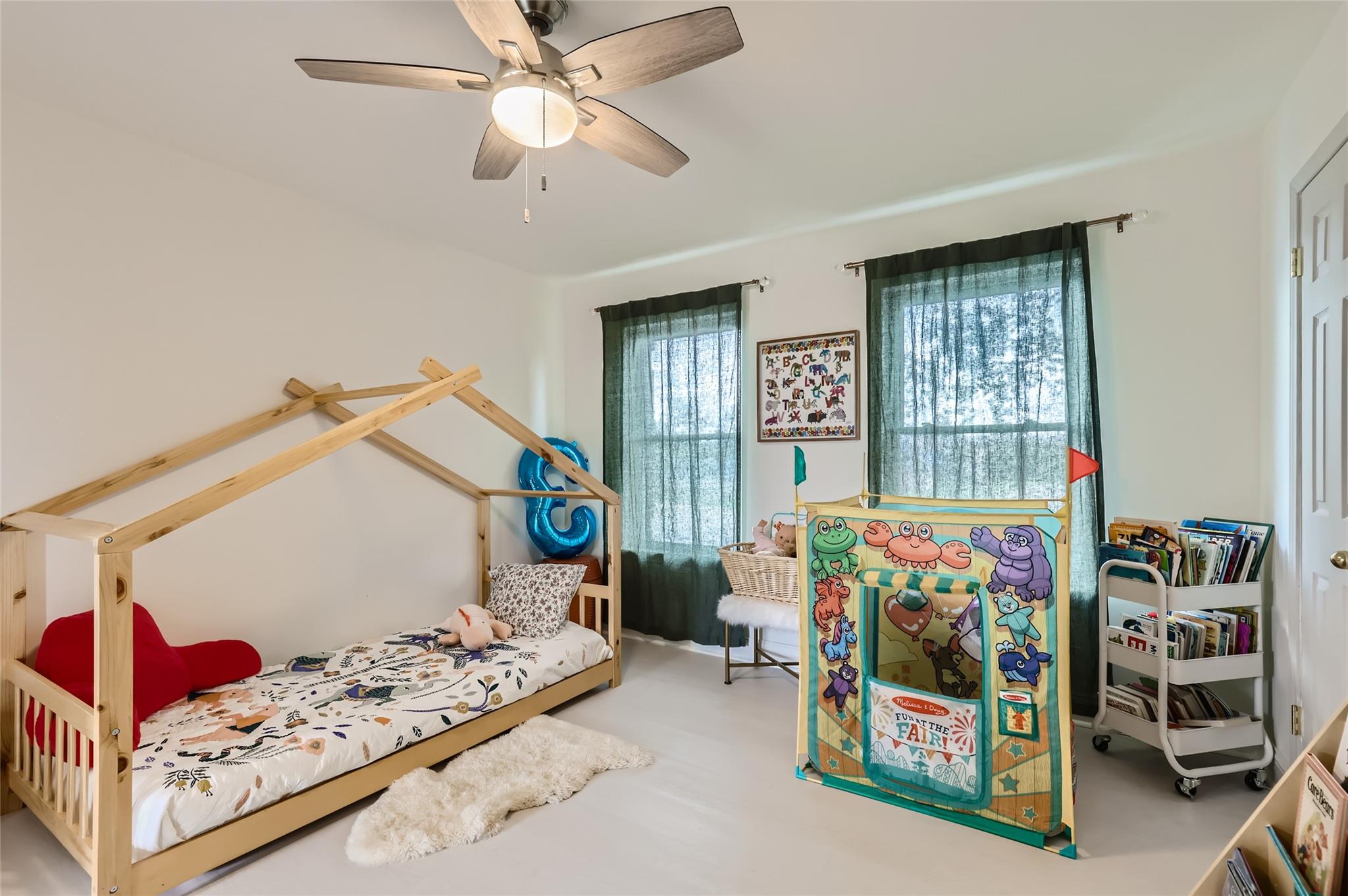 500 Hawthorne Ln, Round Rock, TX 78664